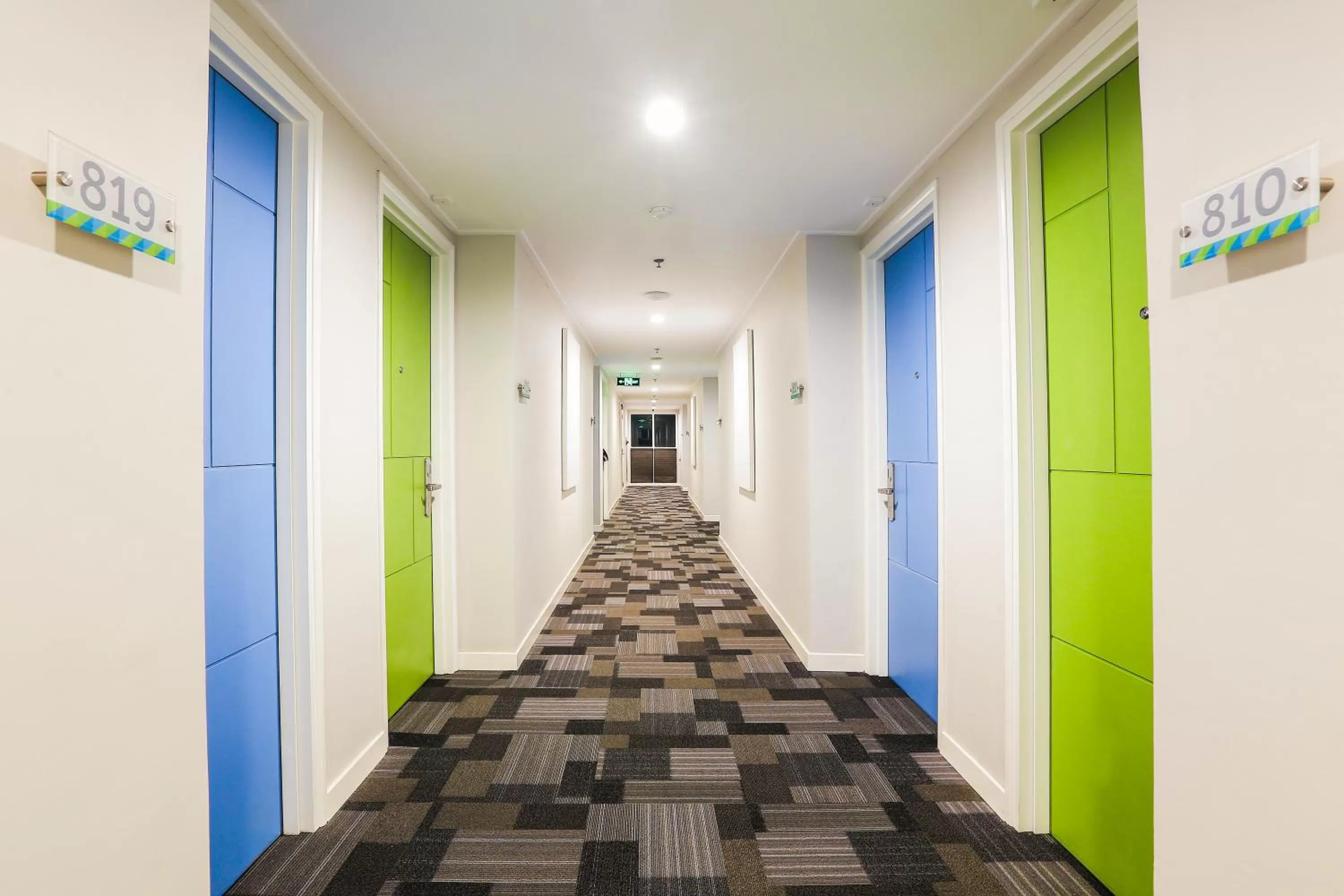 Facade/entrance in Hotel Citradream Bintaro