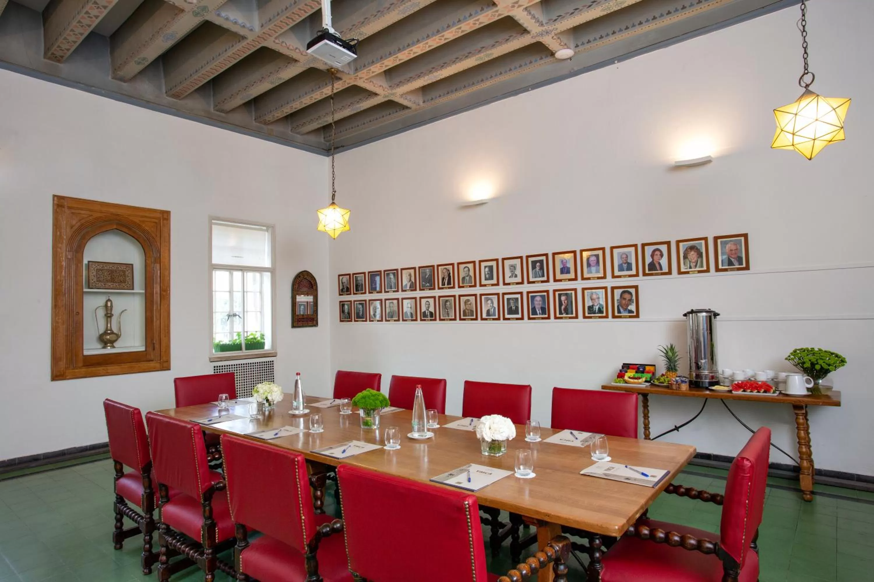 Meeting/conference room in YMCA Three Arches Hotel