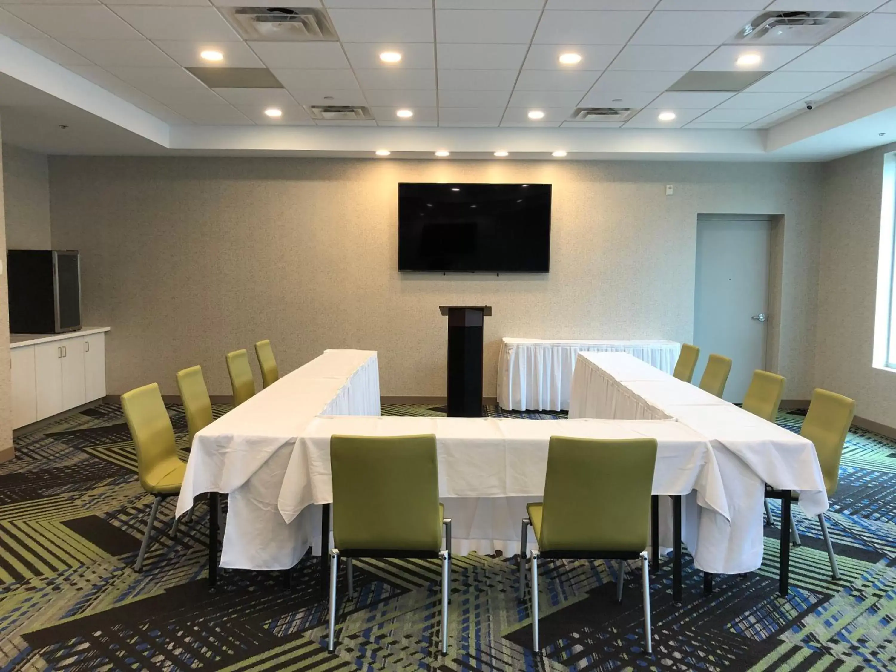 Meeting/conference room in Holiday Inn Express & Suites Halifax Airport, an IHG Hotel