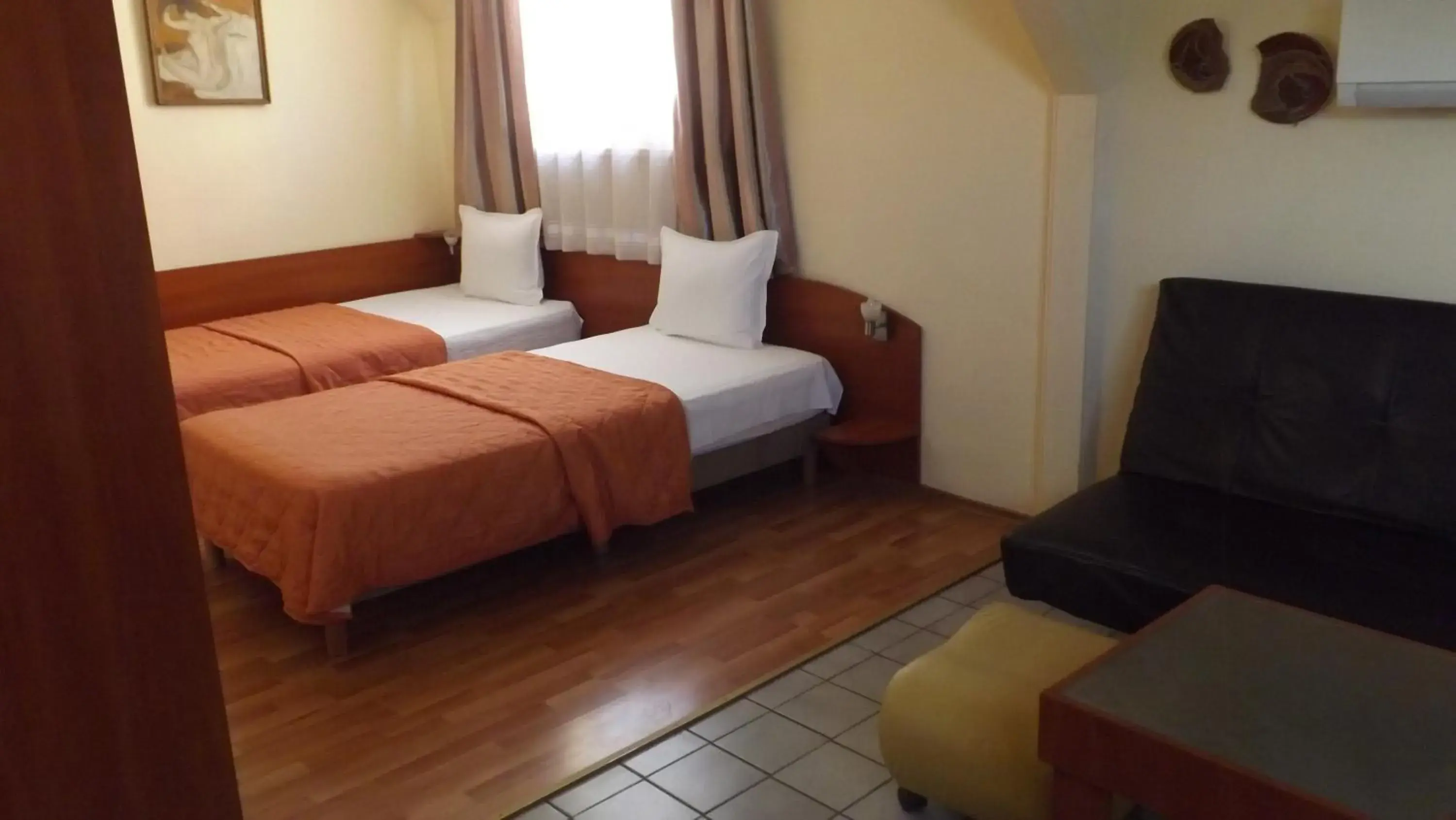 Bed in Hotel Palitra