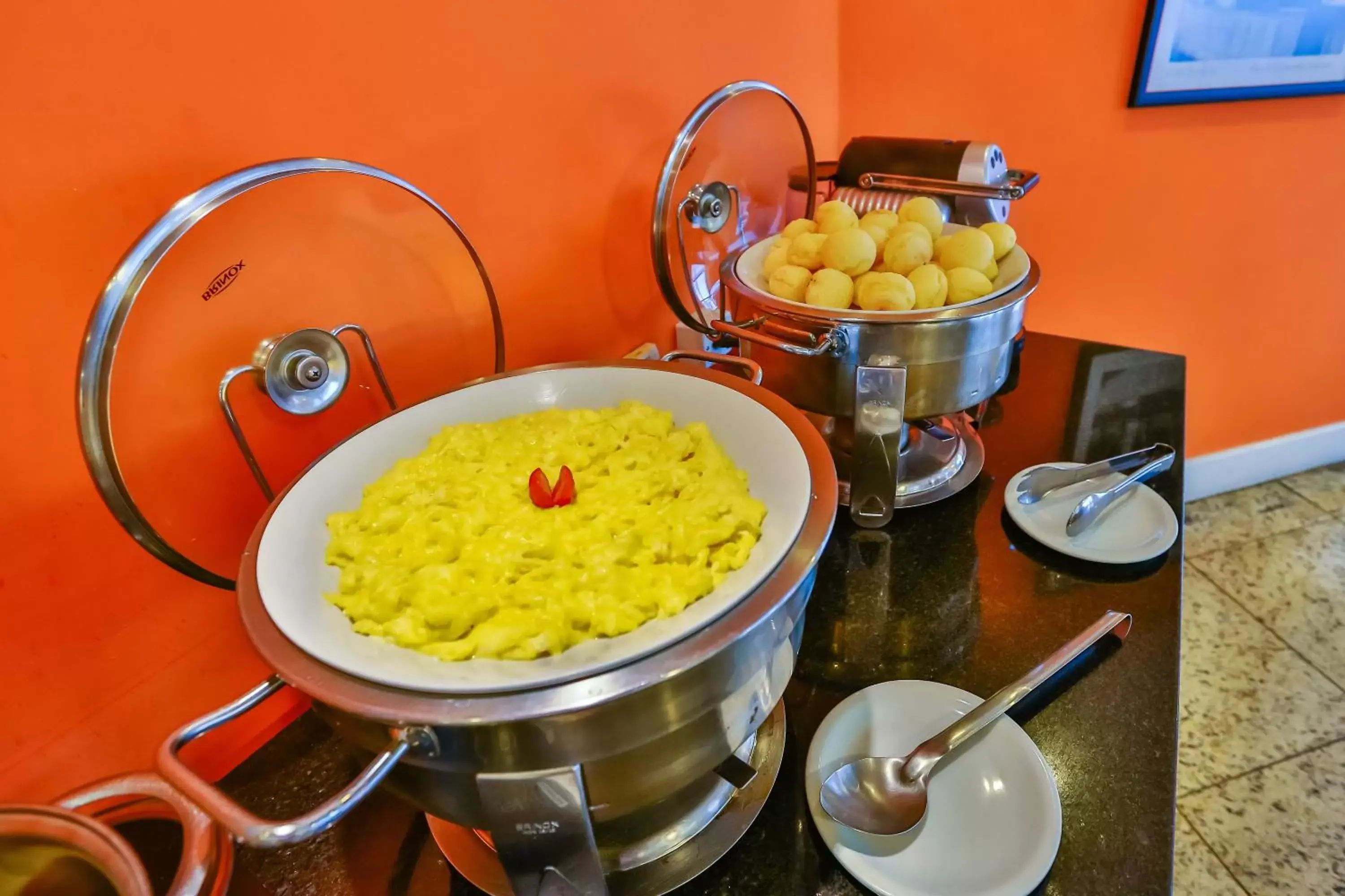 Buffet breakfast in Dubai Macaé by Atlântica Buffet breakfast in Dubai Macaé by Atlântica