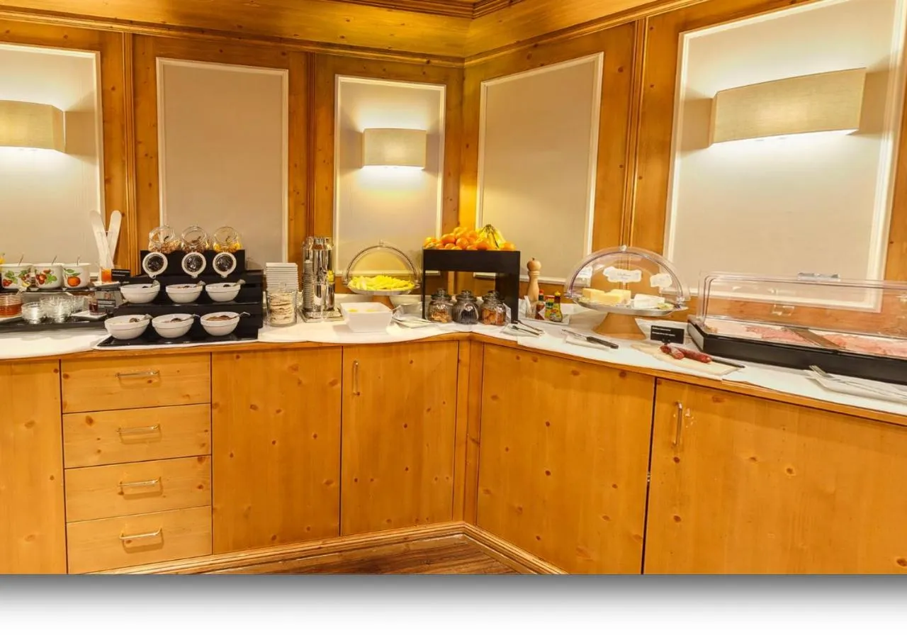 Breakfast in Hotel Albatros