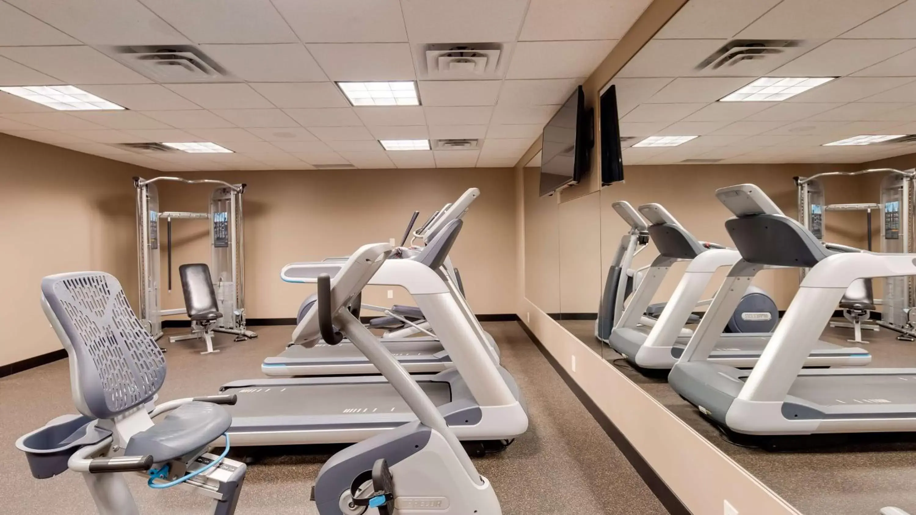 Fitness centre/facilities, Fitness Center/Facilities in Best Western Cotton Tree Inn