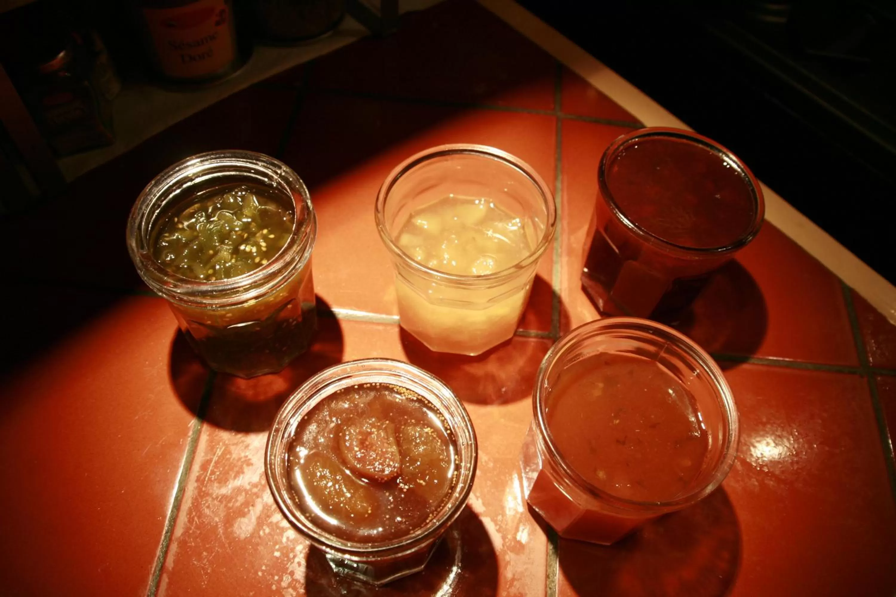 Food, Drinks in La Maison sur la Colline