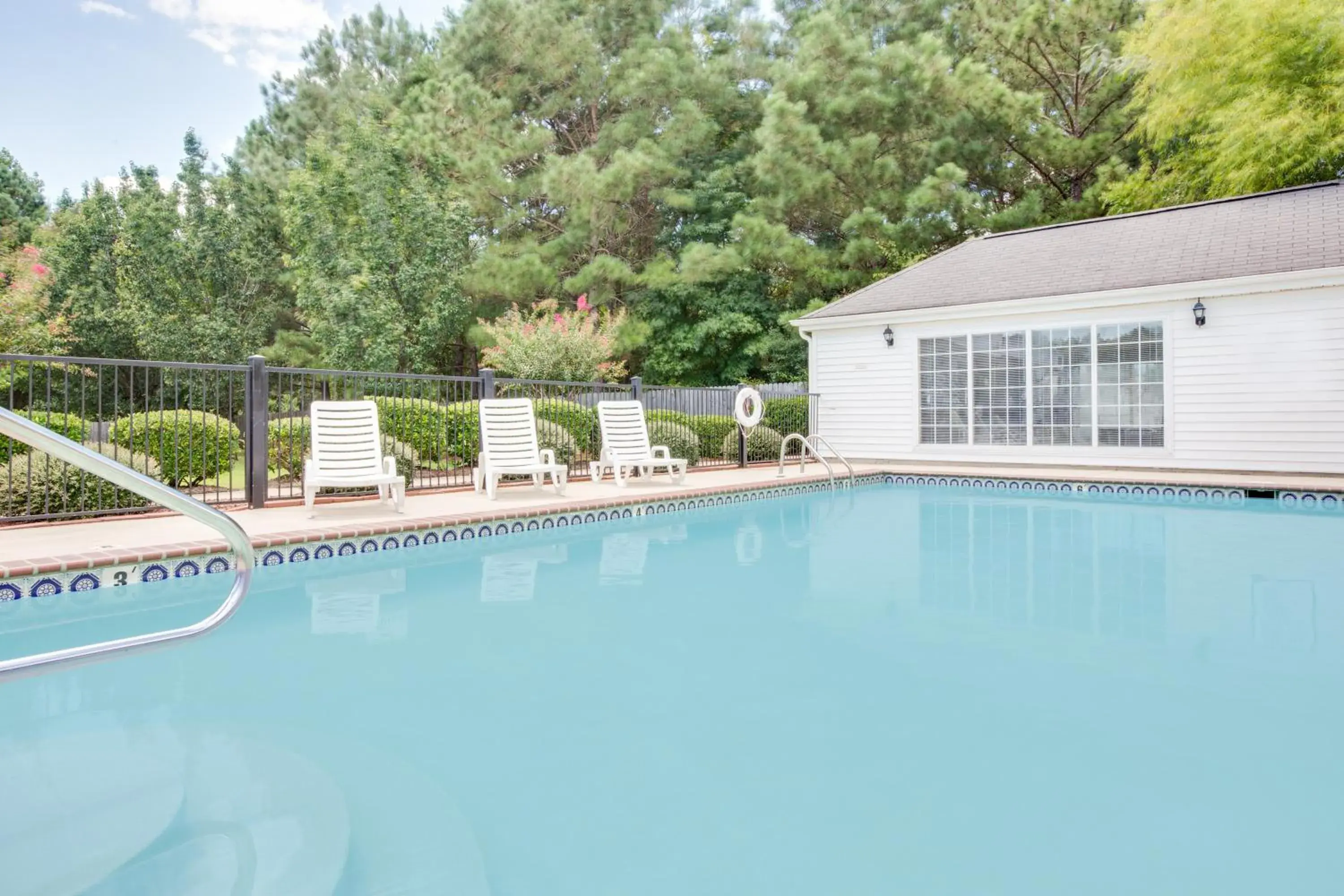 Swimming Pool in Baymont by Wyndham Ozark