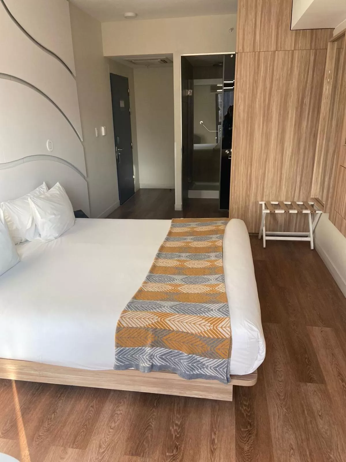 Bedroom, Bed in Hotel Nodo - El hotel que respira