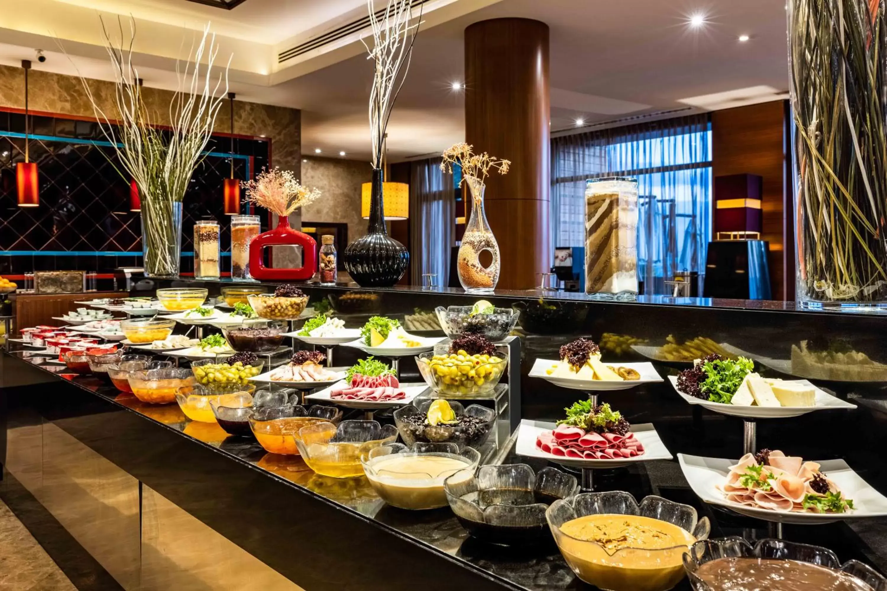 Food and drinks in Hotel Çelik Palas Convention Center & Thermal SPA