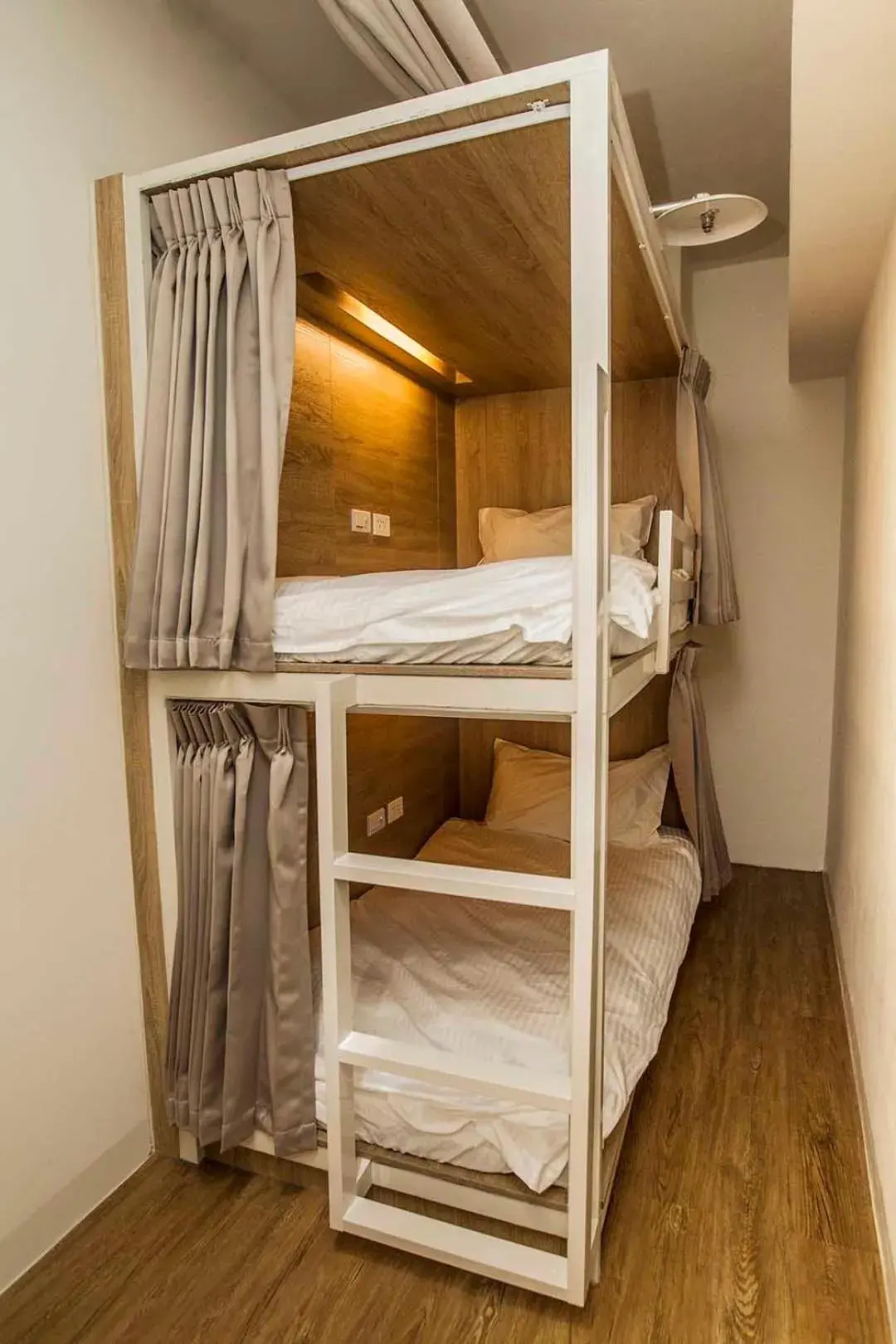 Bunk Bed in Paper Plane Hostel