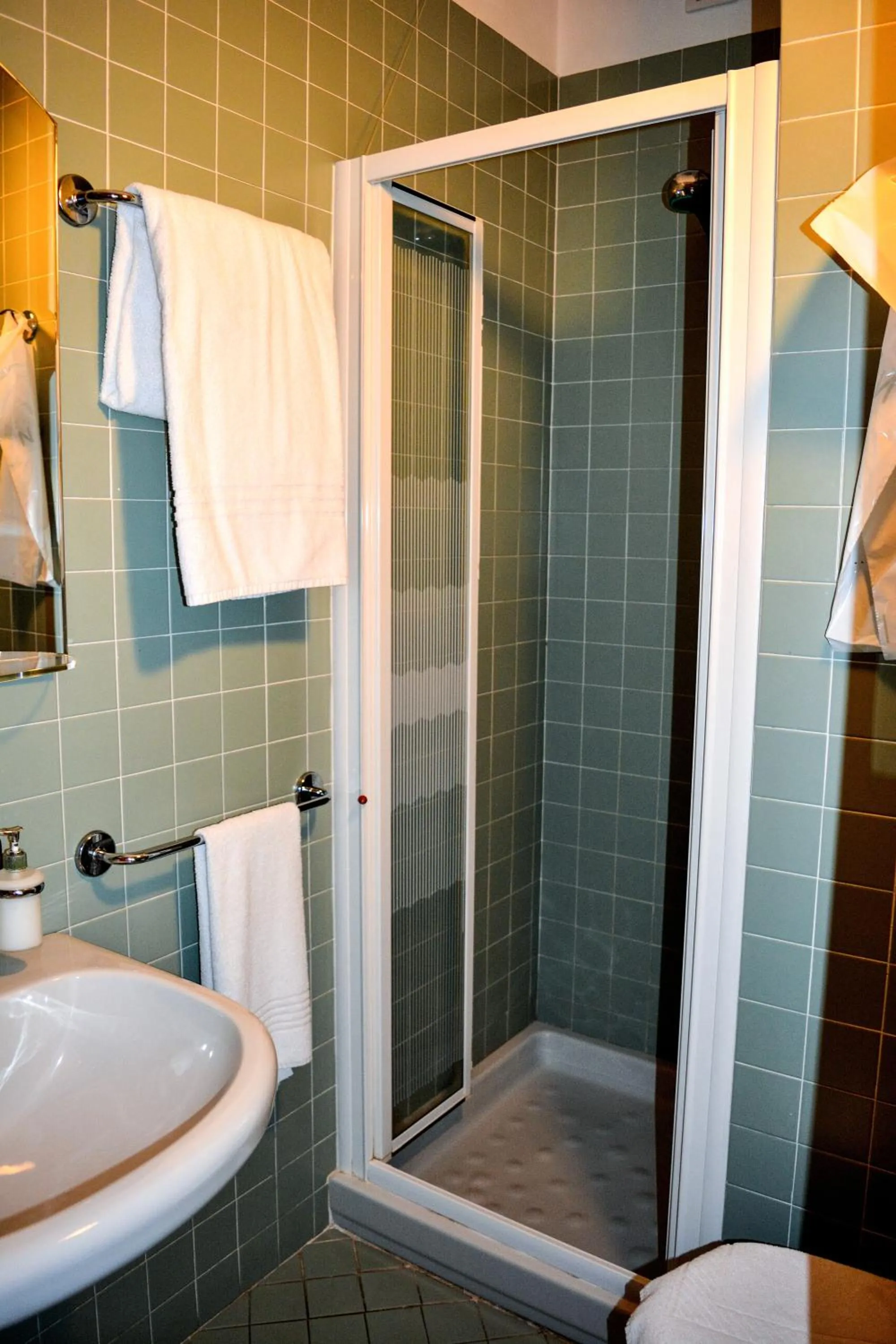 Bathroom in Hotel Bonifacio