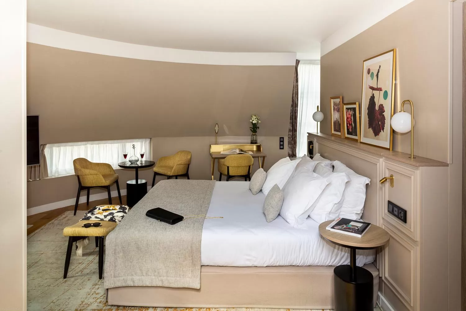Photo of the whole room, Bed in XO Hotel Paris