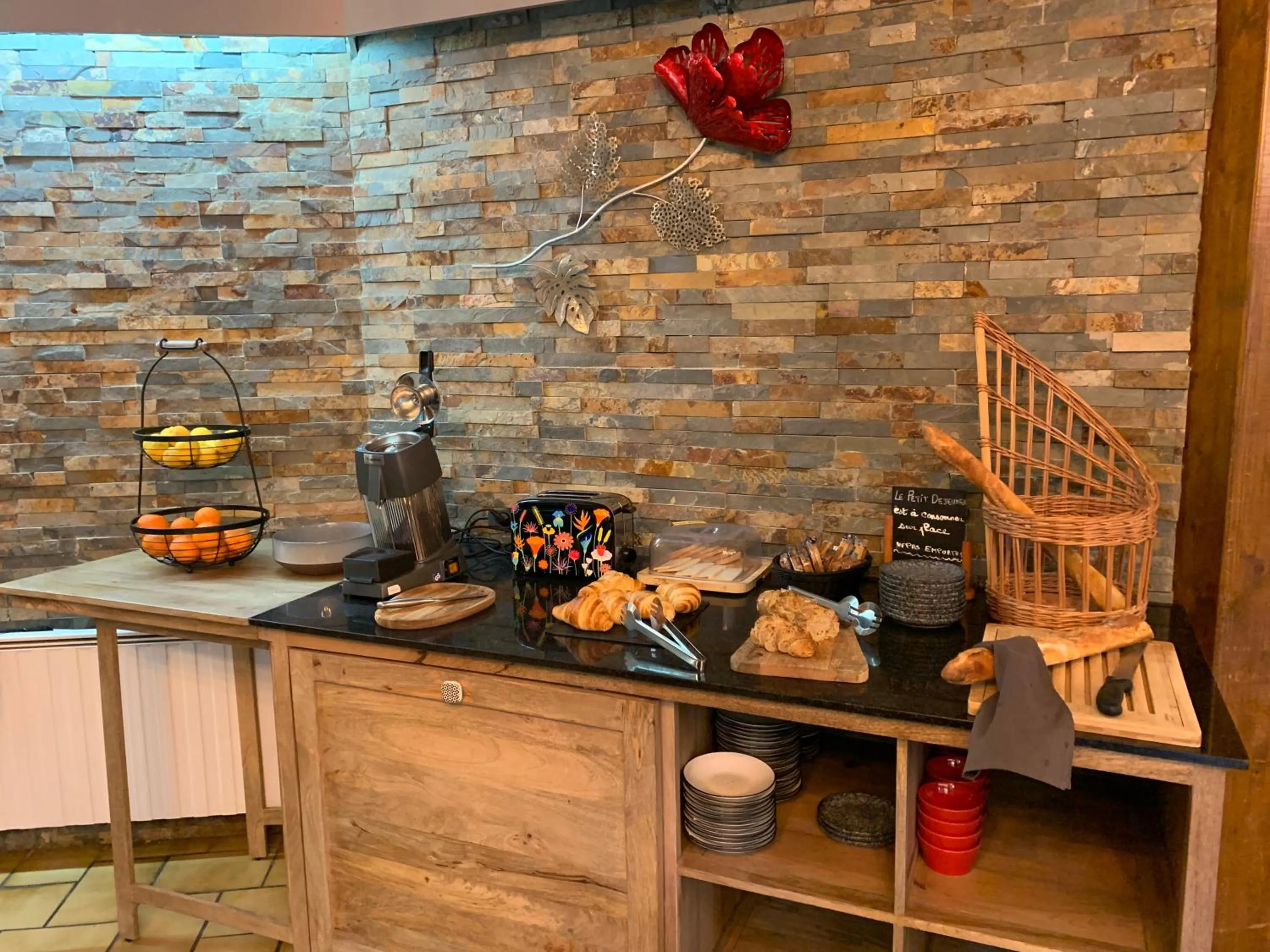 Breakfast in Logis Hotel Le Lac