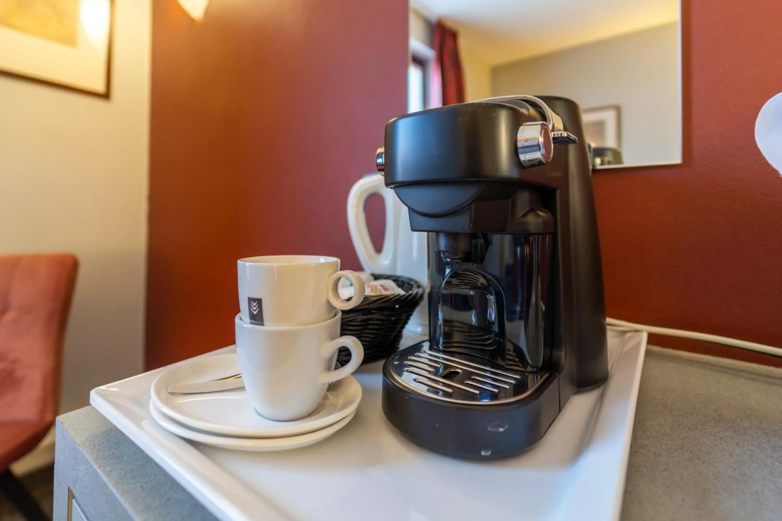 Coffee/Tea Facilities in Hotel Ambiotel