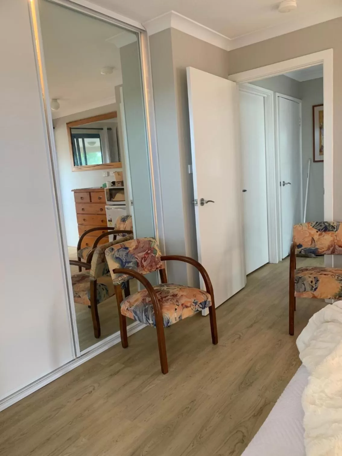 Bed in Forest Retreat Bed and Breakfast