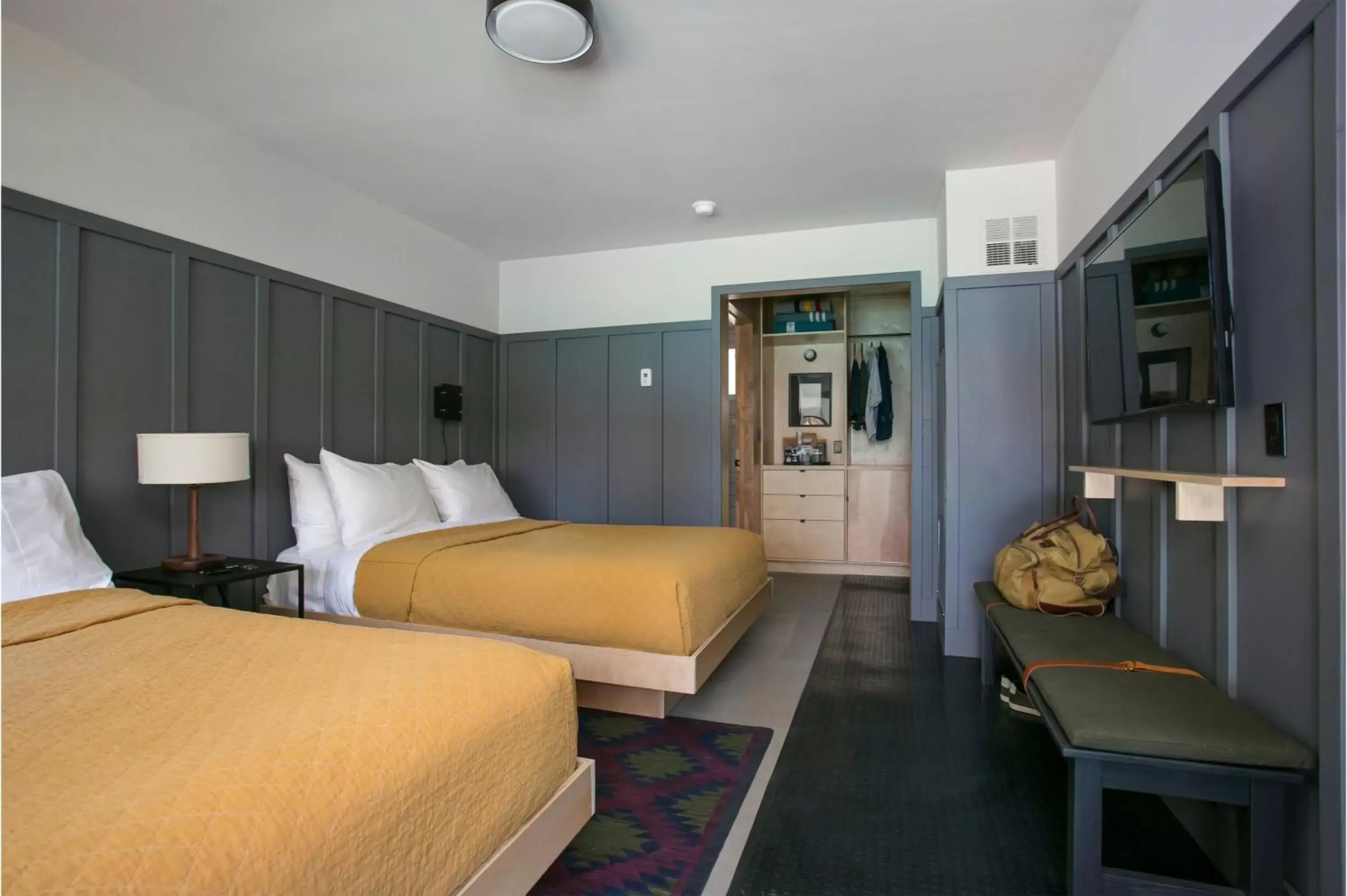 Bedroom in The Coachman Hotel