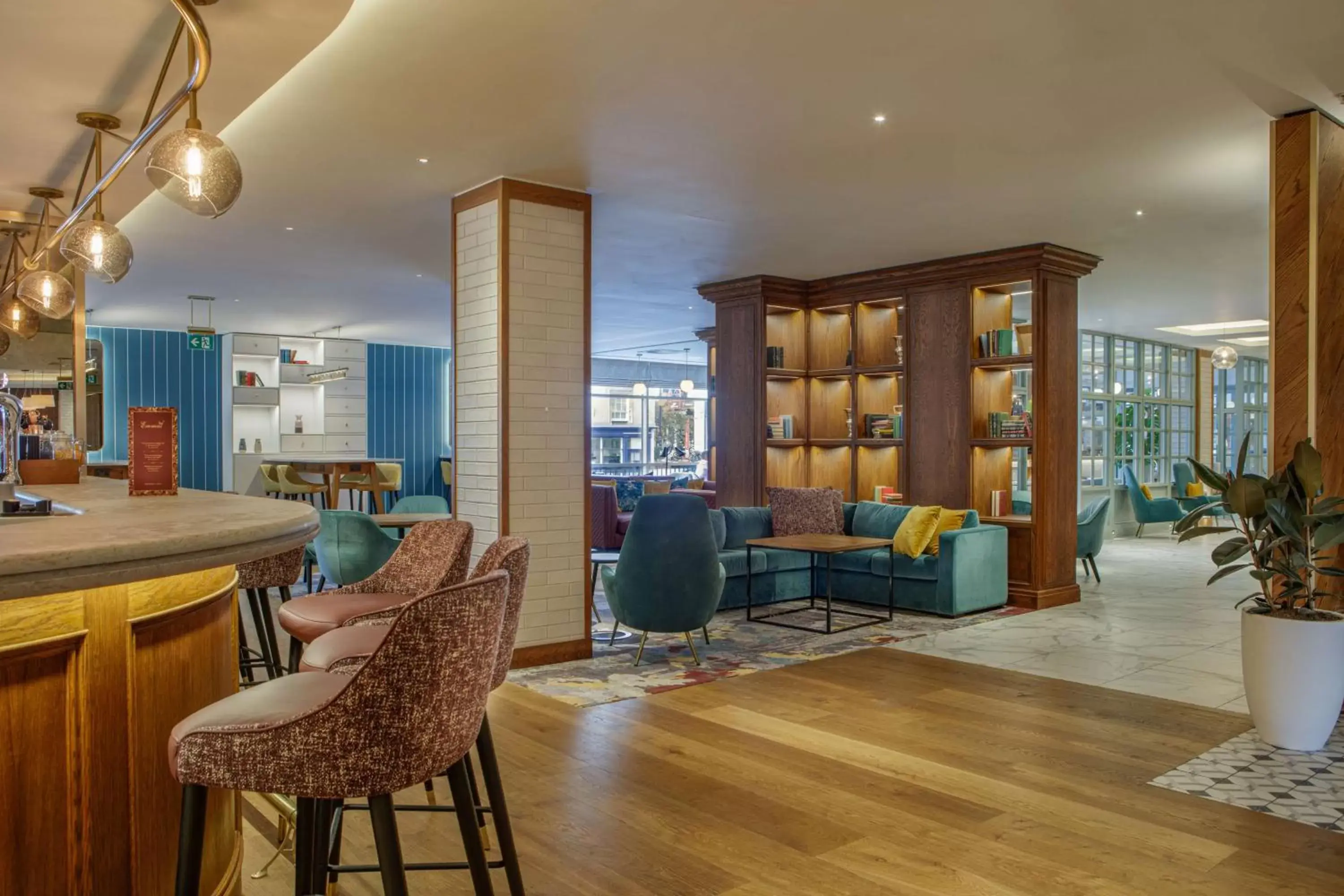 Lounge or bar, Lounge/Bar in DoubleTree by Hilton Bath