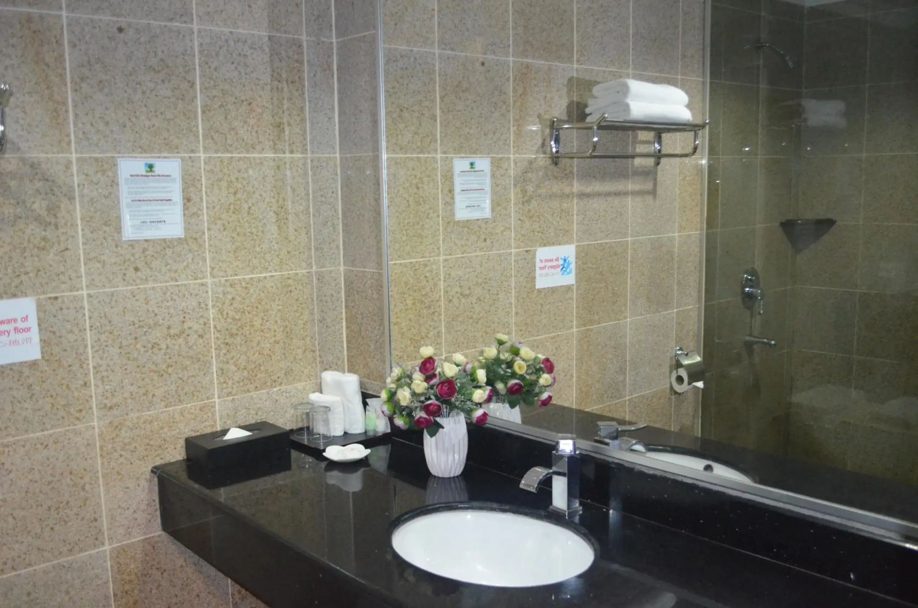Bathroom in TD Plaza Hotel