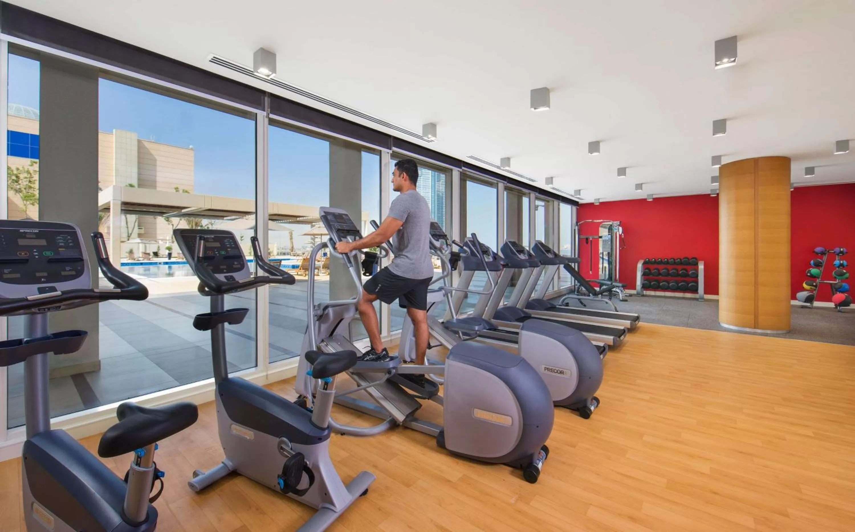 Fitness centre/facilities in Hilton Garden Inn Ras Al Khaimah