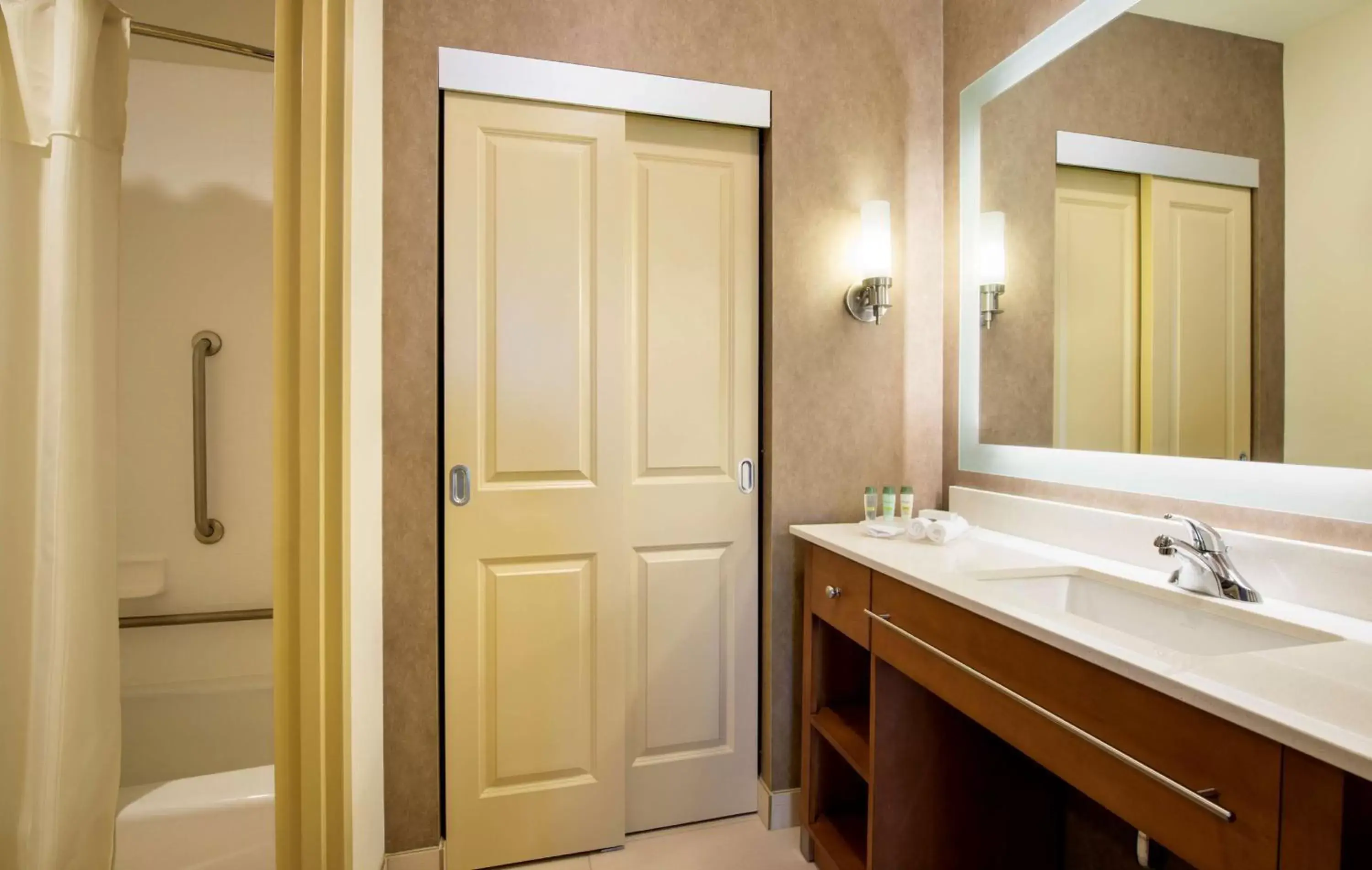 Bathroom in Homewood Suites by Hilton Winnipeg Airport - Polo Park