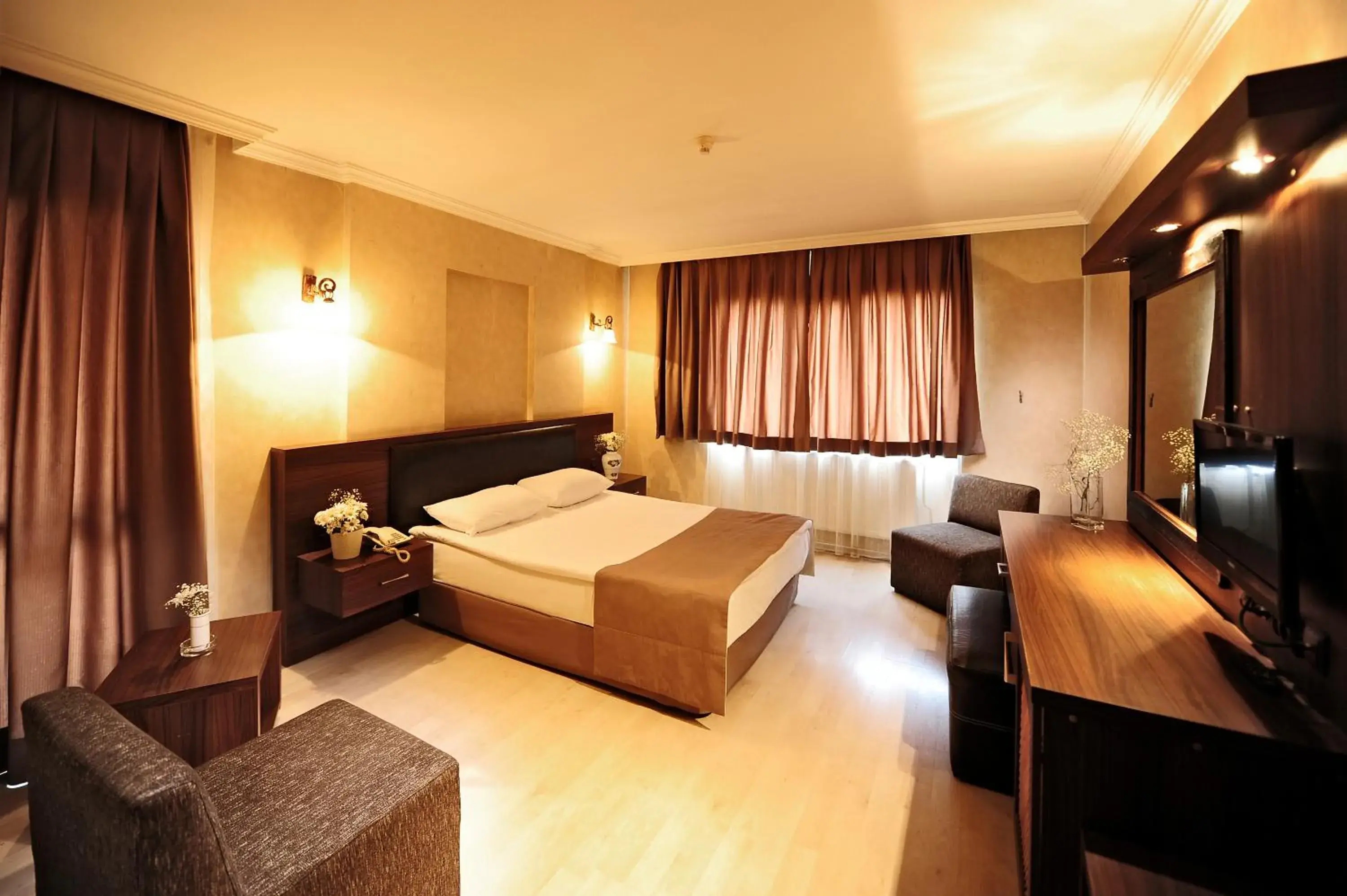 Bedroom in Ustun Hotel Alsancak