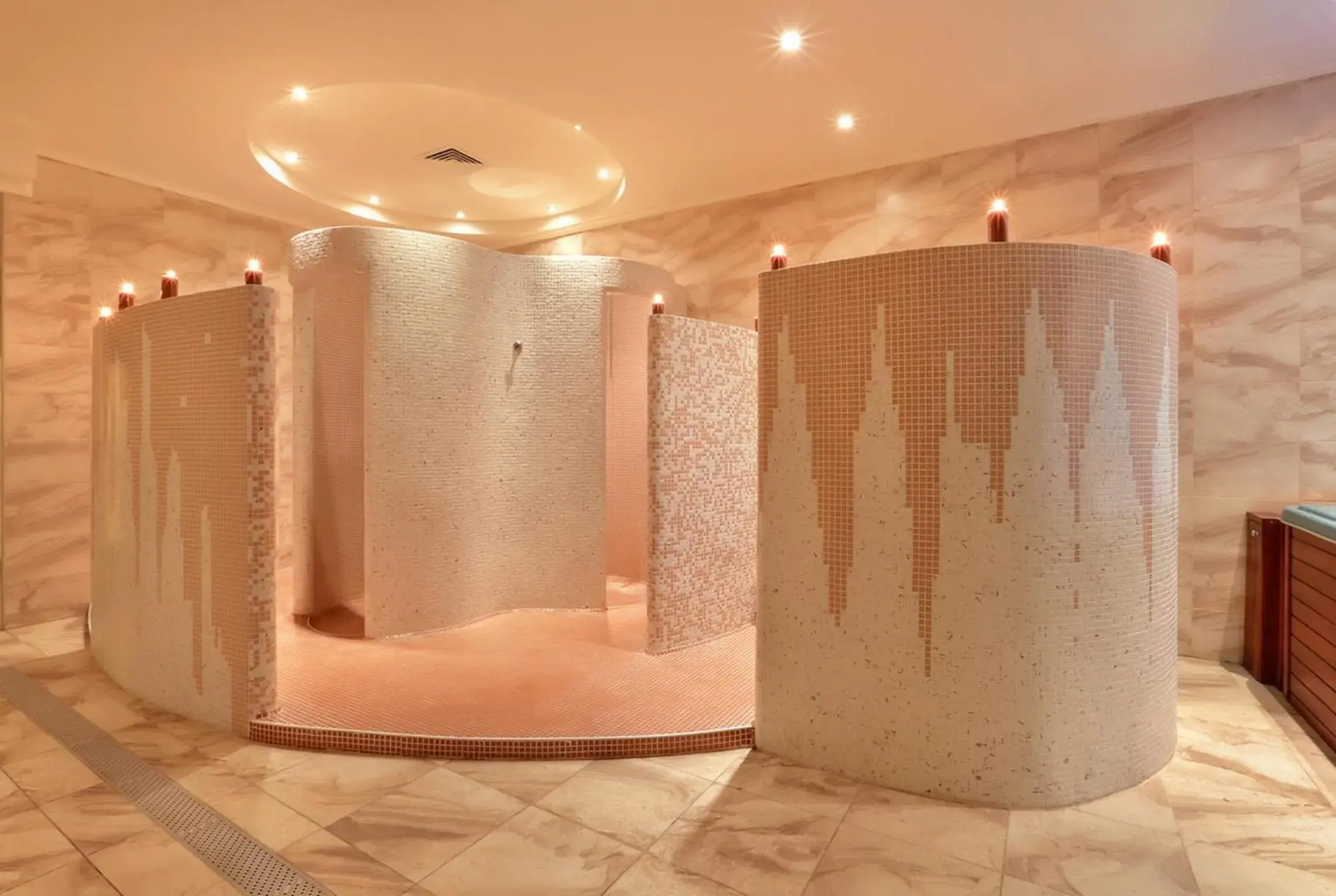 Spa and wellness centre/facilities in Apart Hotel Golden Line Spa and wellness centre/facilities in Apart Hotel Golden Line