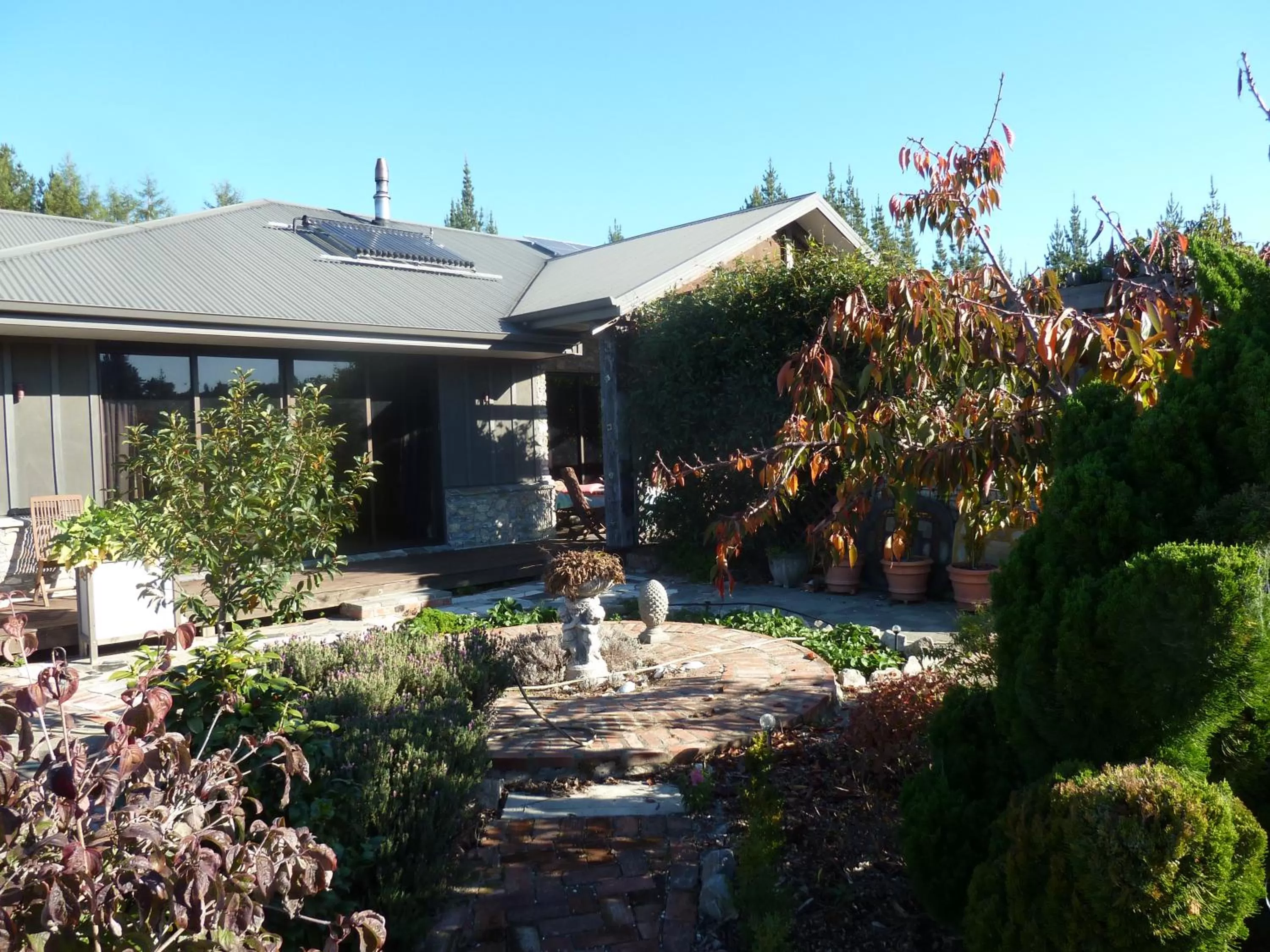 Property building in Redwood Valley B & B