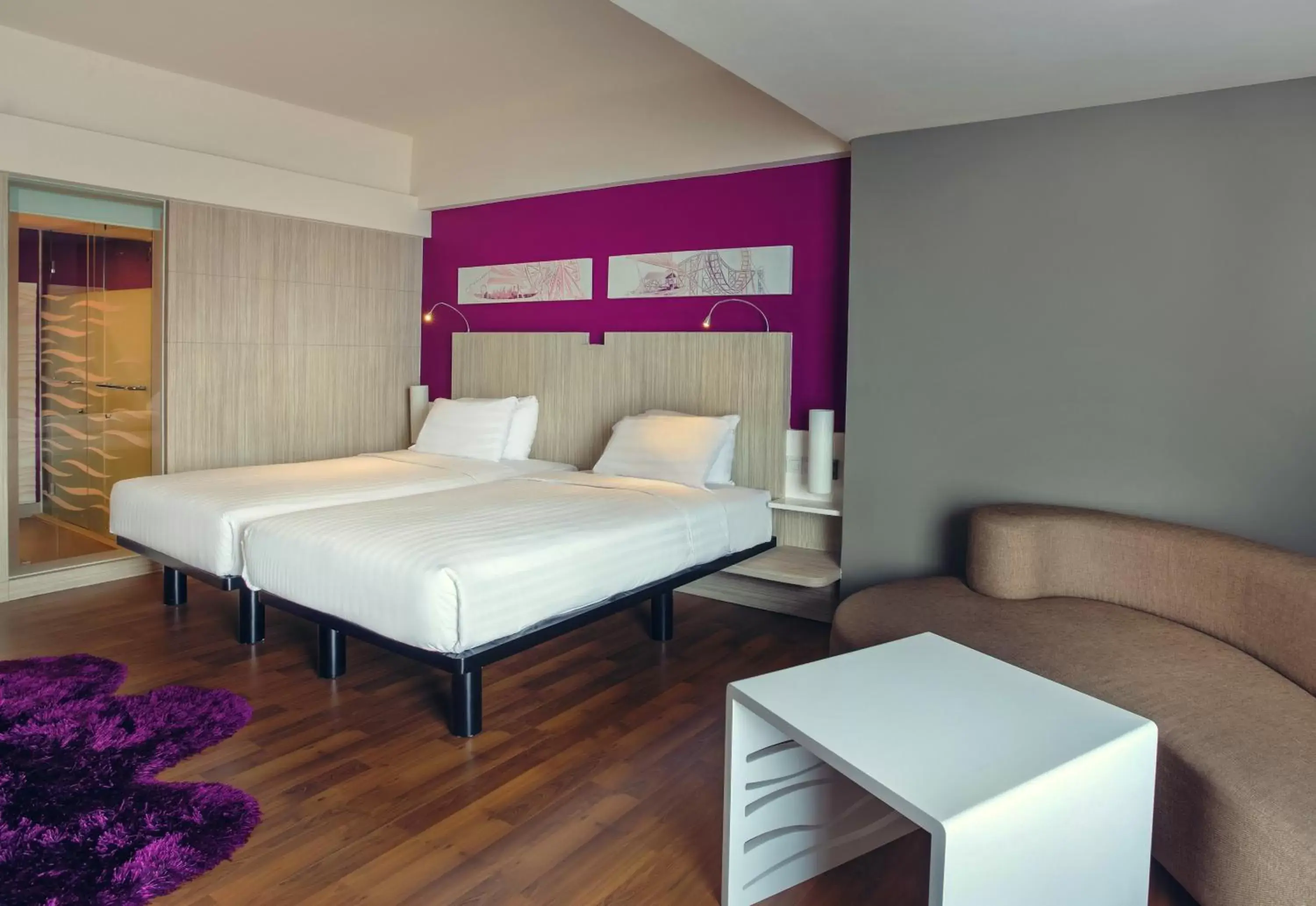 Bathroom, Bed in Mercure Convention Center Ancol