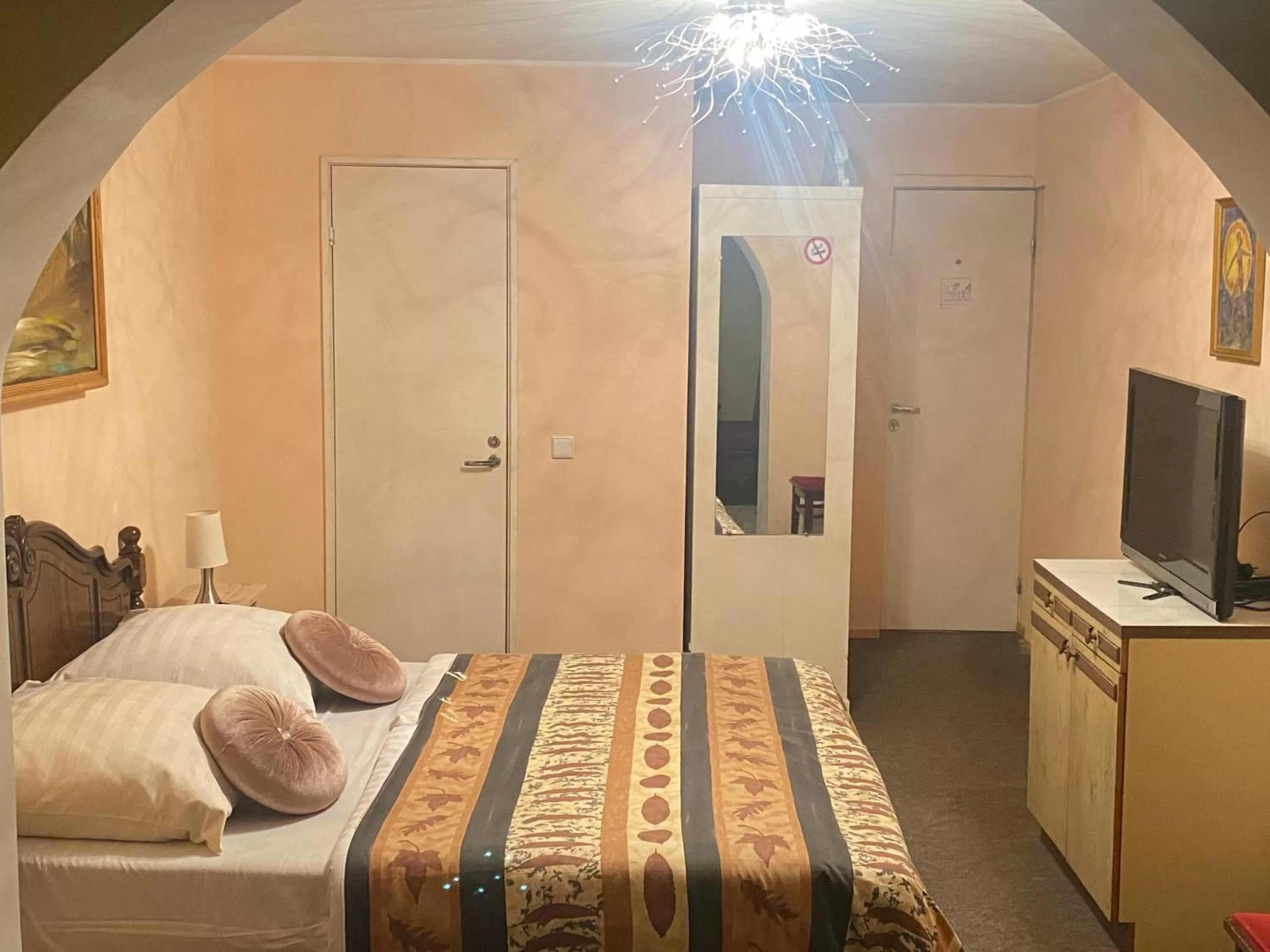 Photo of the whole room, Bed in Hotel Getliin