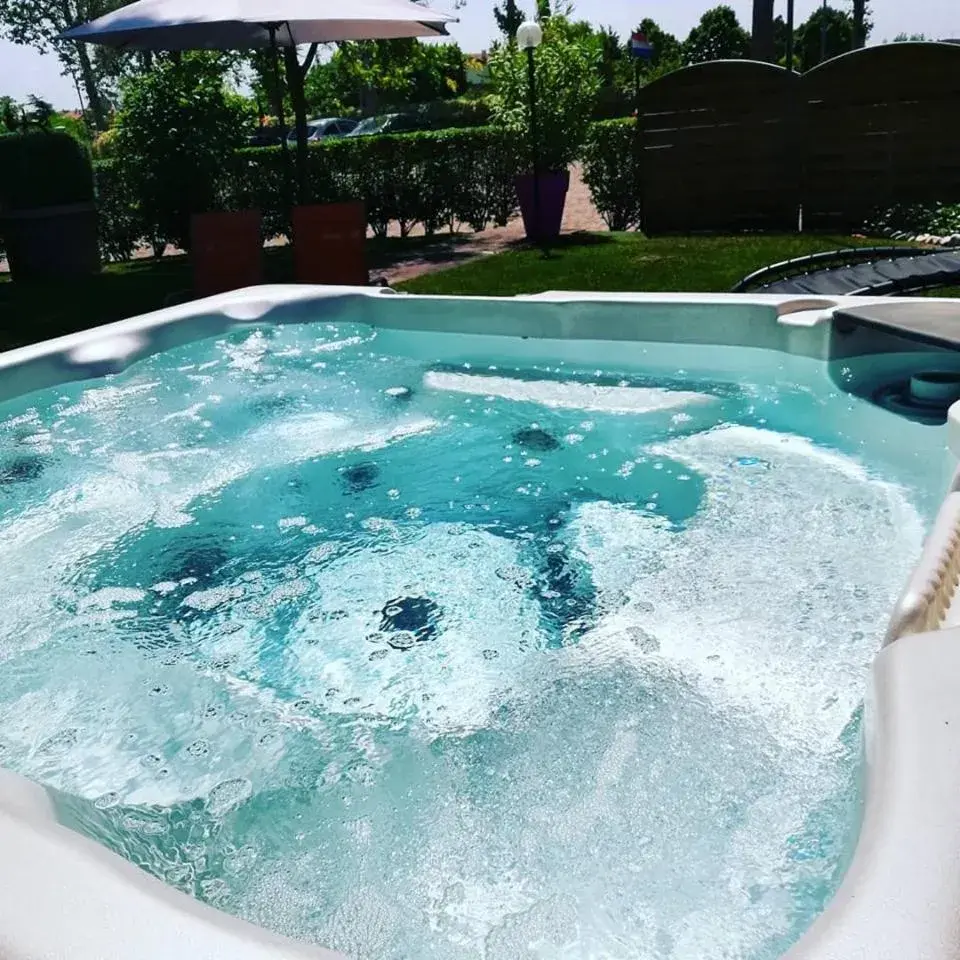 Swimming Pool in La Grotta Hotel