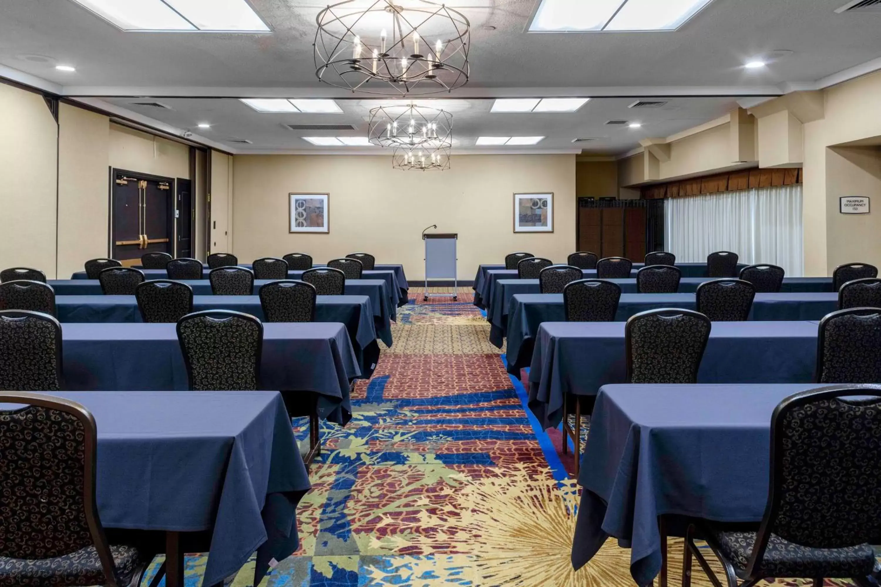 Meeting/conference room in Embassy Suites by Hilton Kansas City Plaza