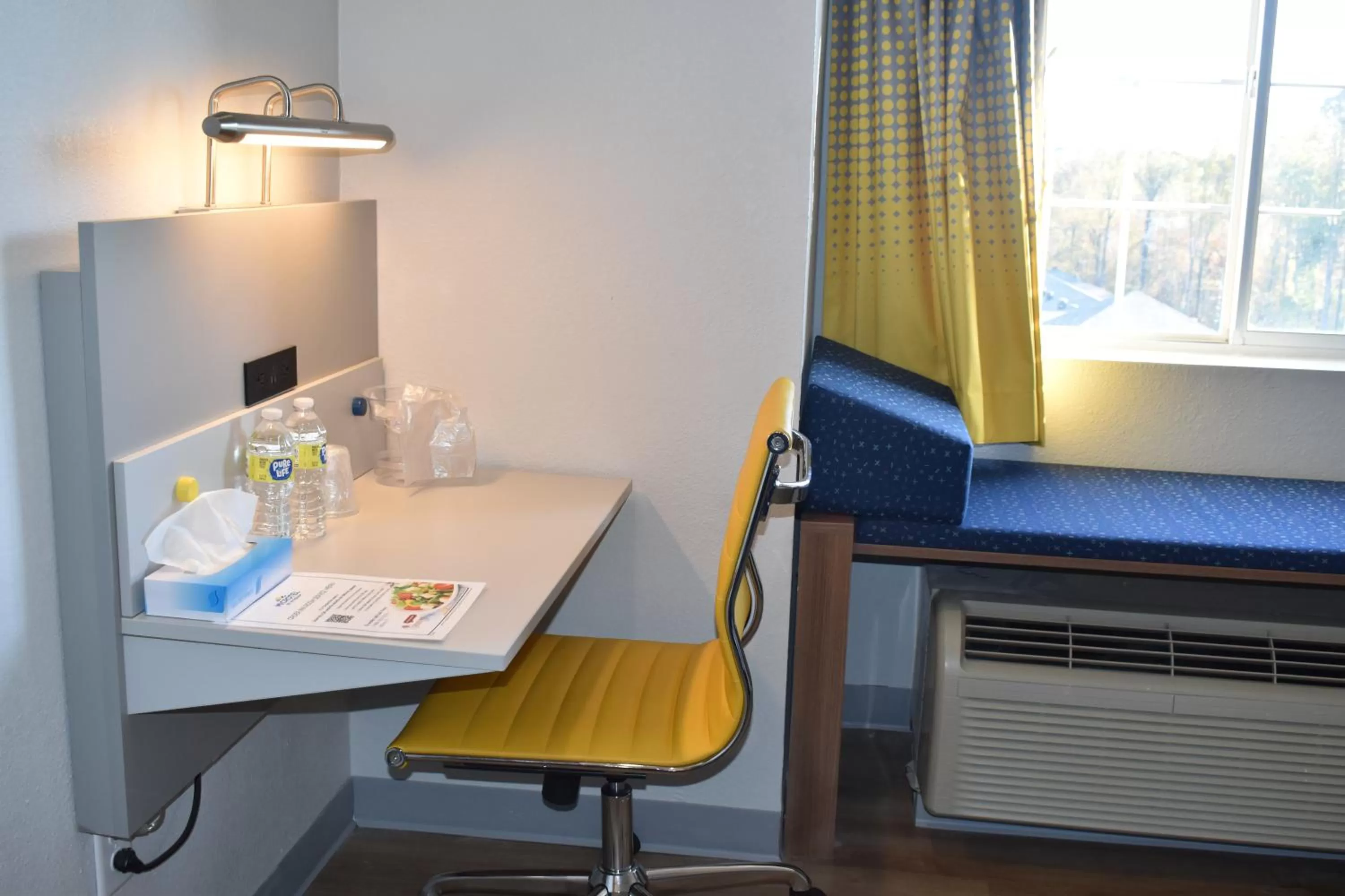 Living room in Microtel Inn & Suites by Wyndham Stockbridge/Atlanta I-75