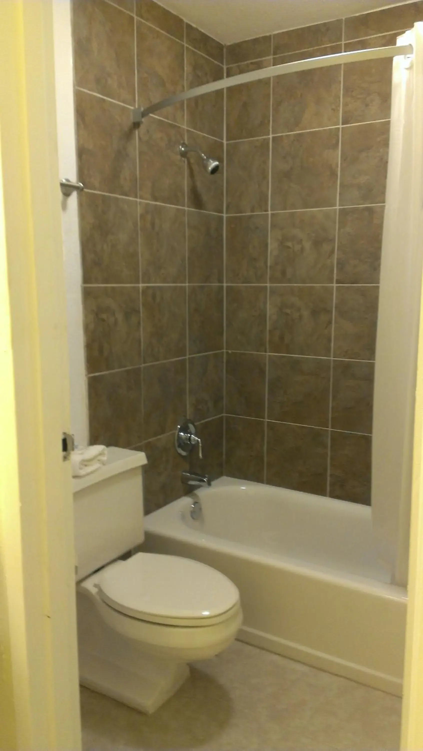 Bathroom in Calloway Inn and Suites