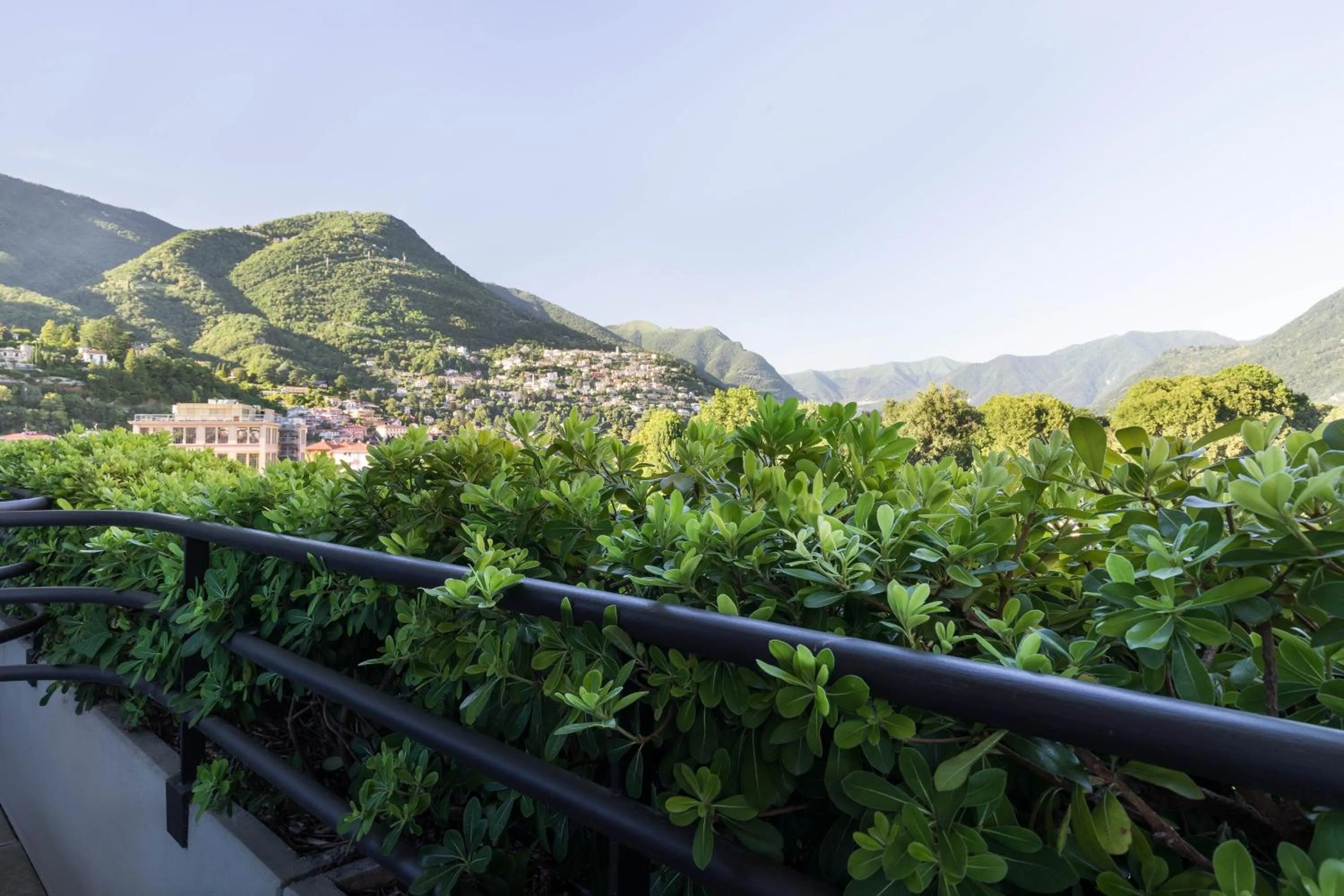 Photo of the whole room in Sheraton Lake Como Hotel