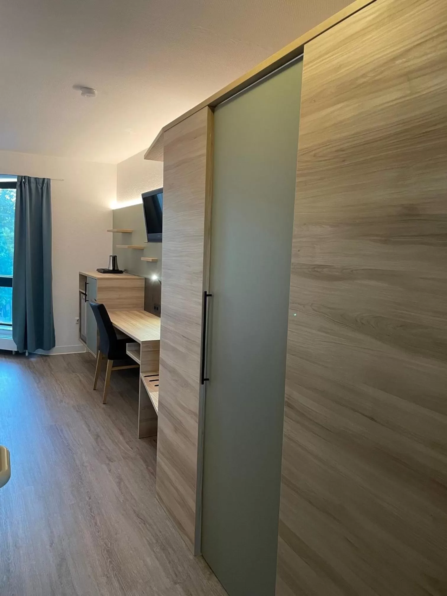 Photo of the whole room in Hotel Corsten