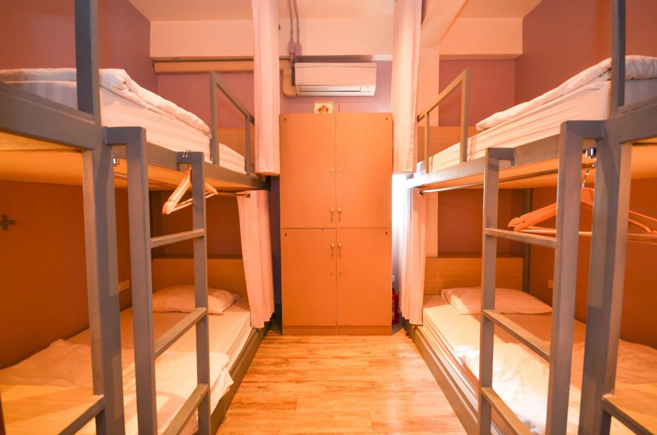 Photo of the whole room, Bed in Good Day Hostel