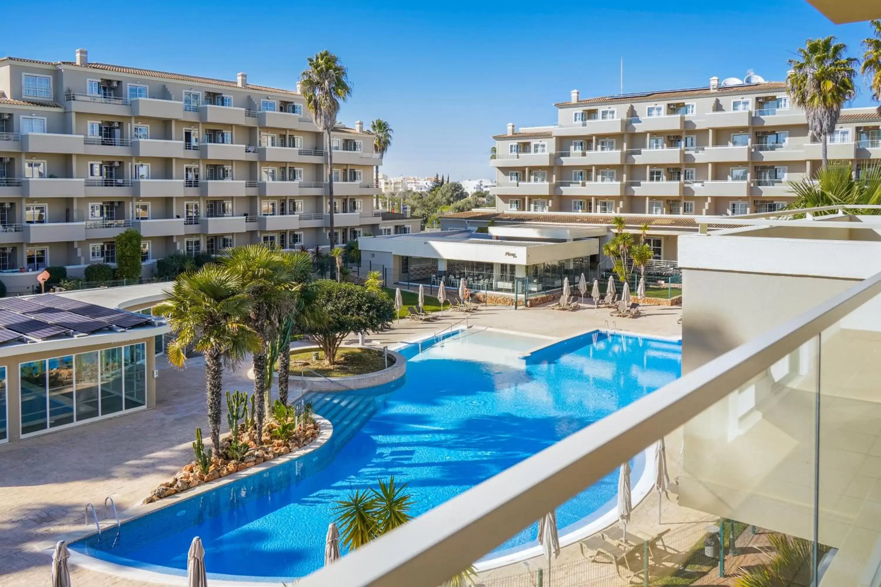 Balcony/Terrace, Pool View in Vitor's Plaza