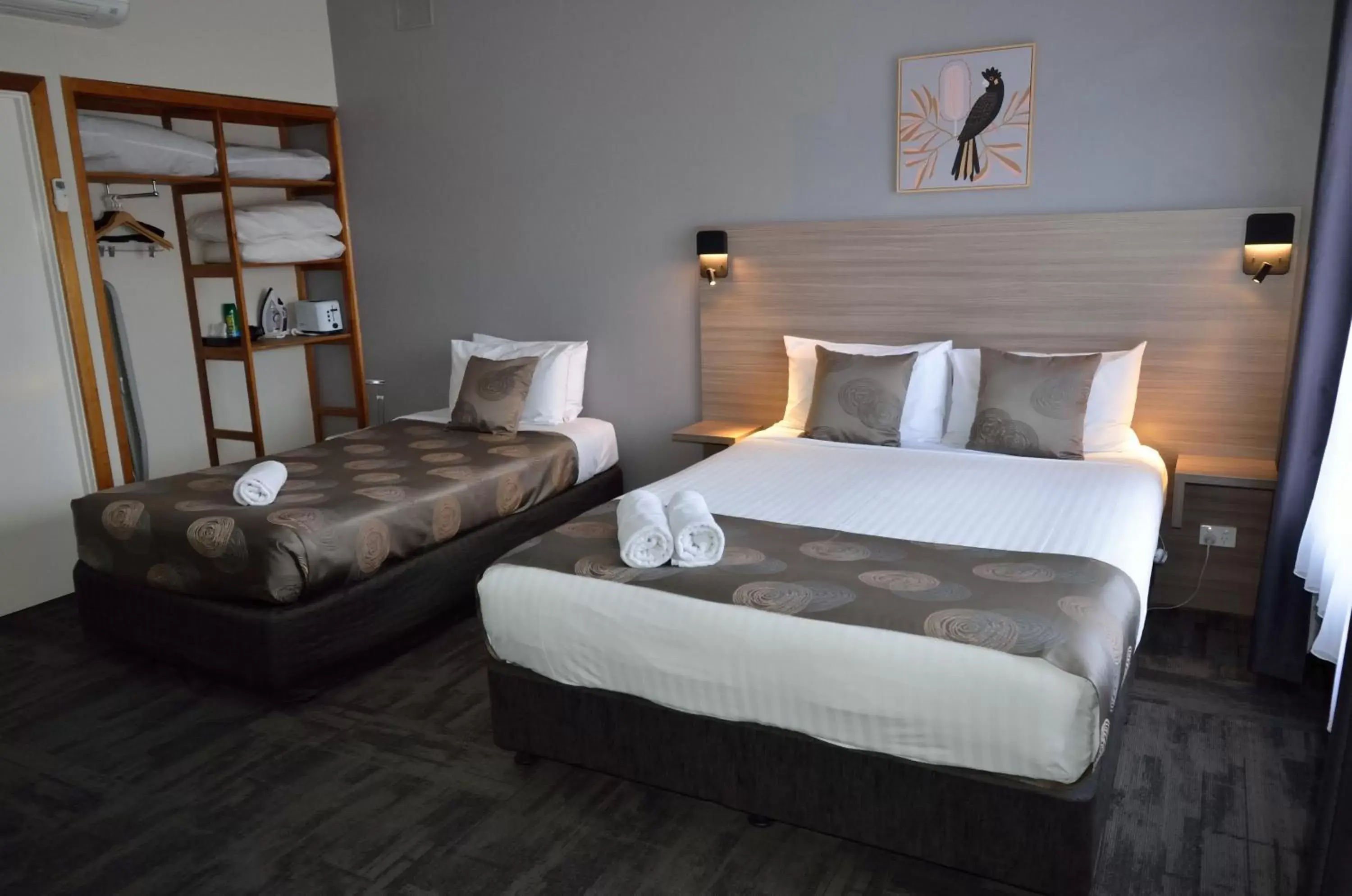 Twin Room in 105 On The Park Twin Room in 105 On The Park