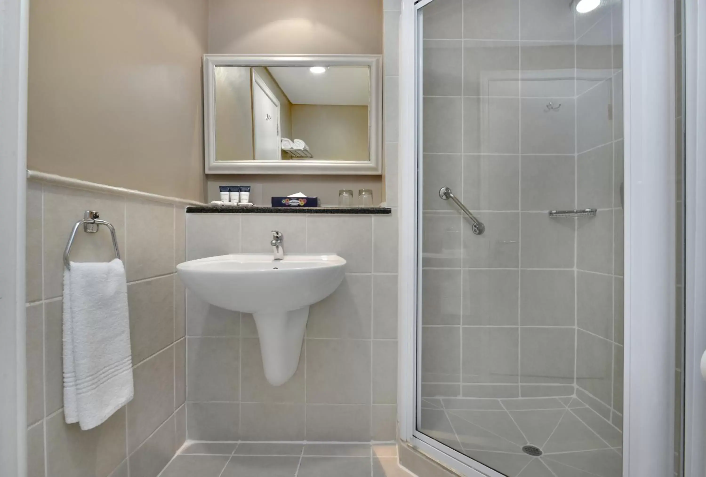 Shower, Bathroom in Protea Hotel by Marriott Nelspruit