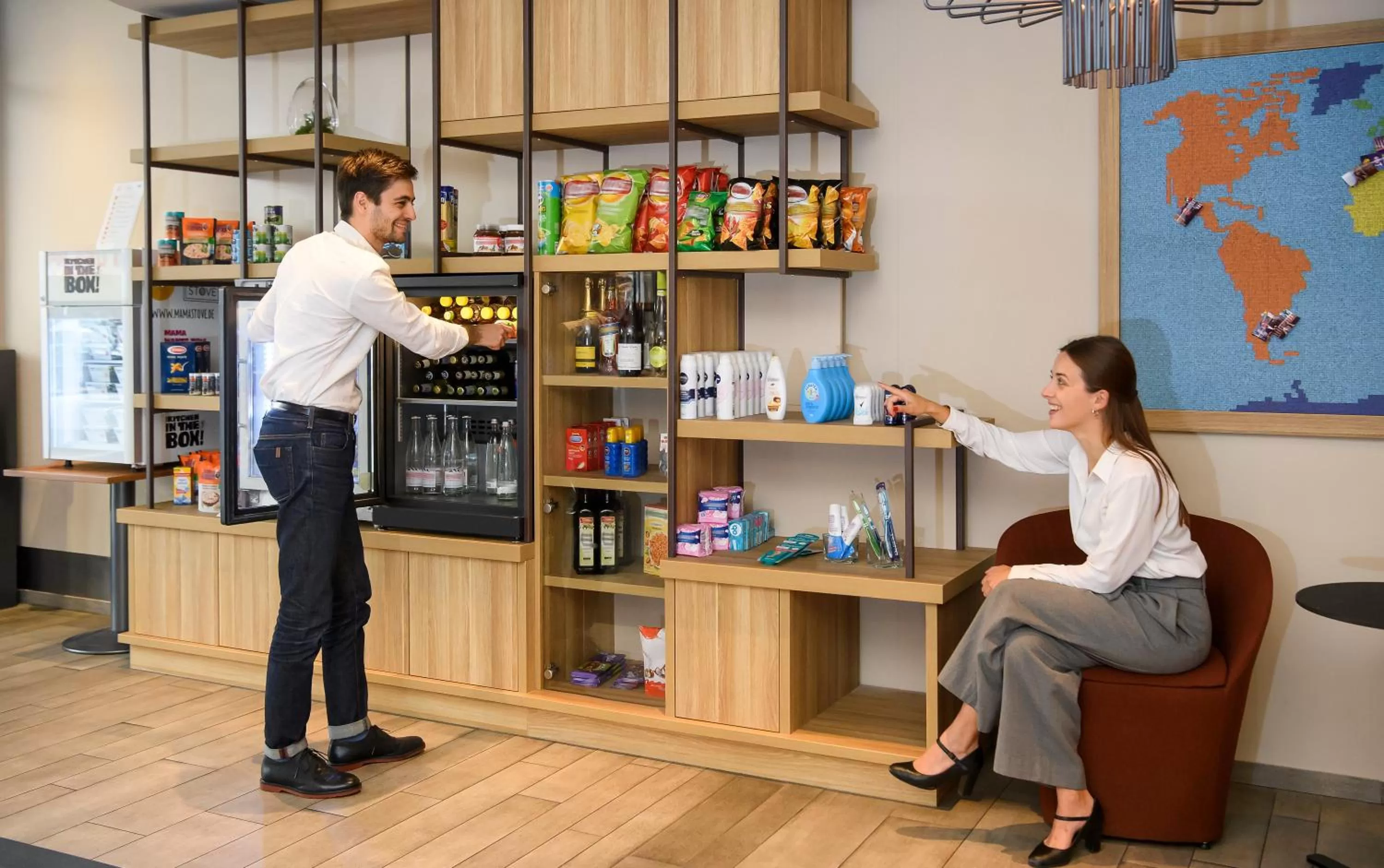 Supermarket/grocery shop in Aparthotel Adagio Muenchen City