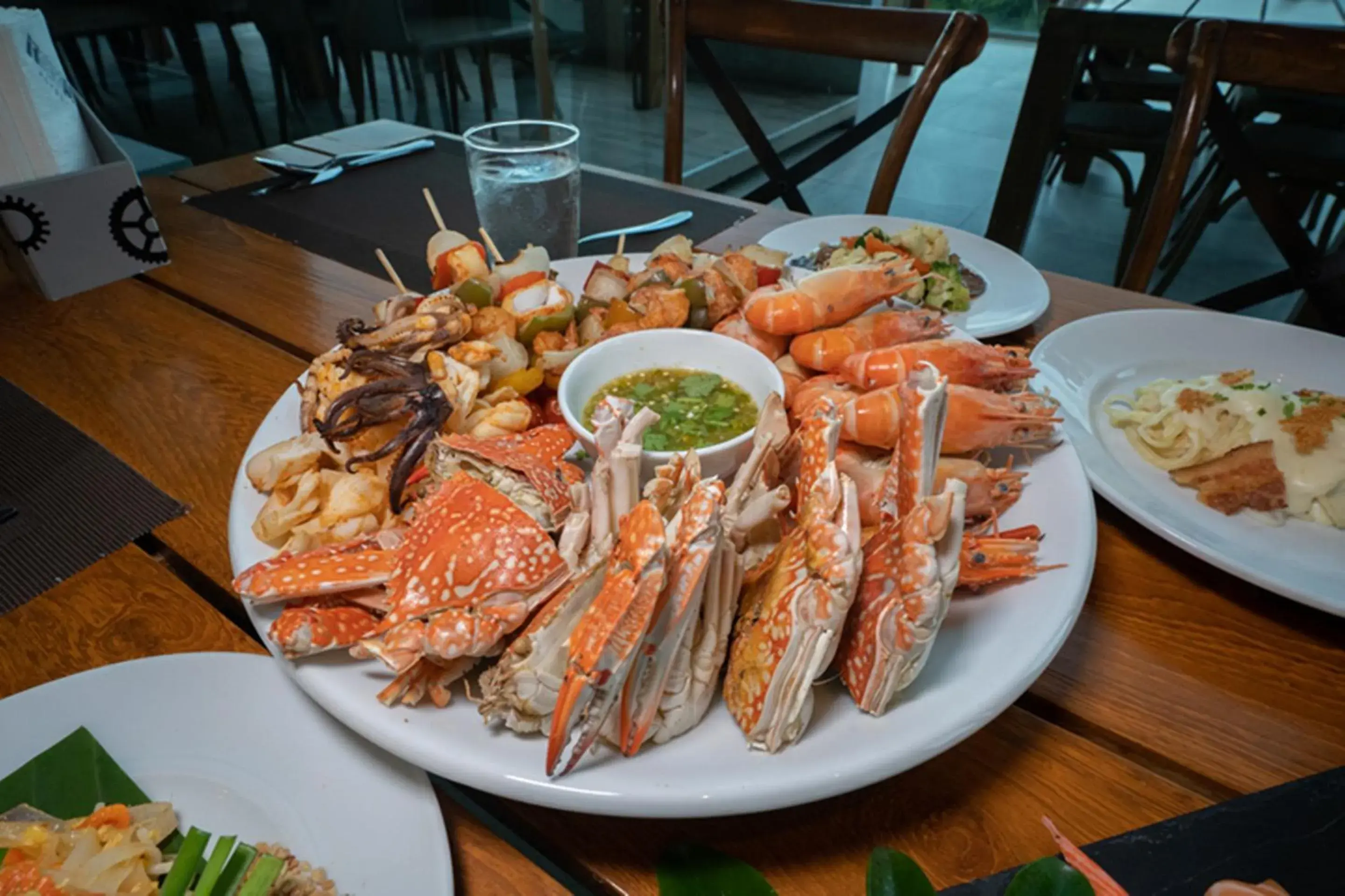 Food, Lunch and Dinner in Tsix5 Phenomenal Hotel Pattaya