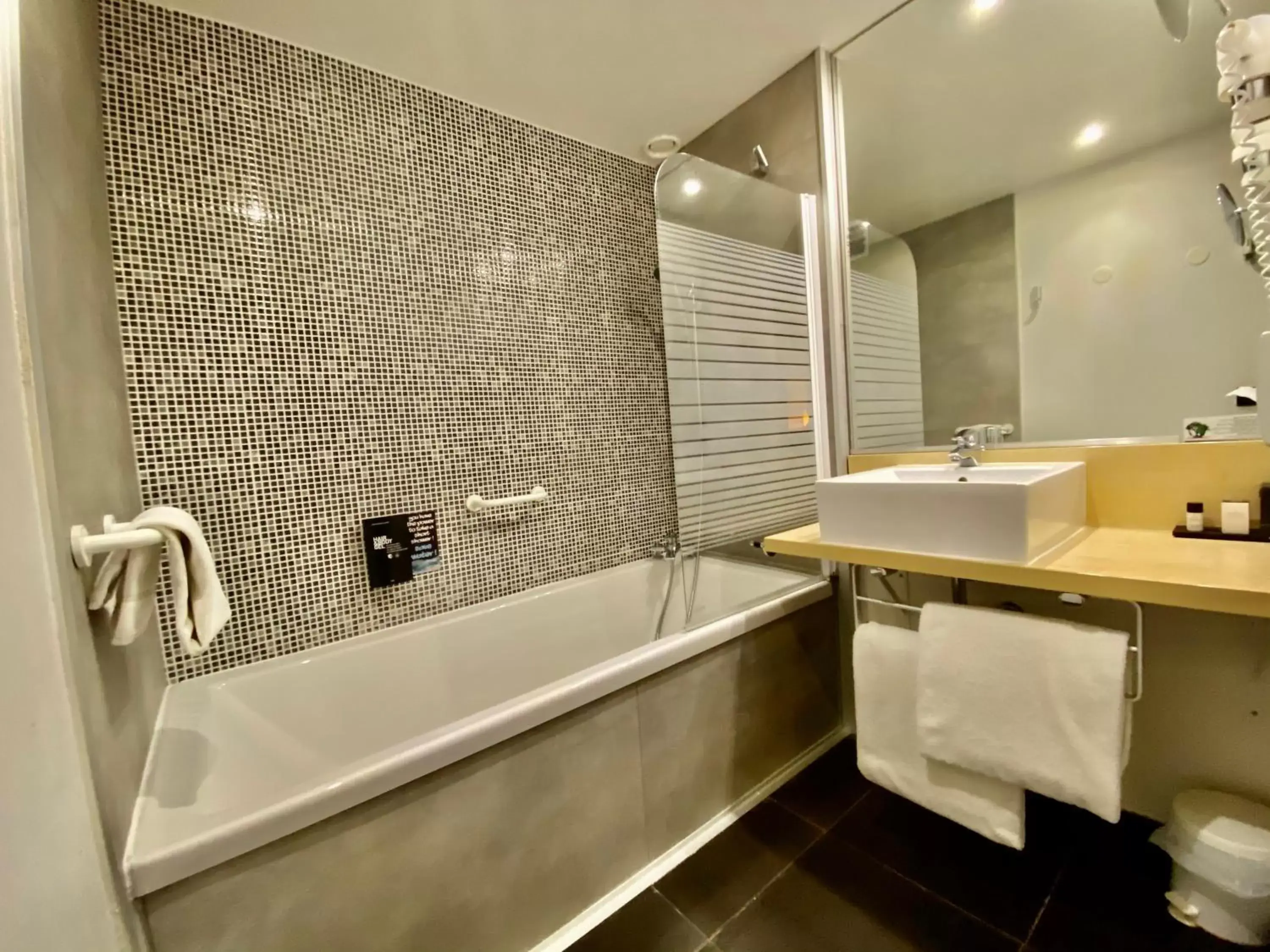 Bathroom in Hotel & Aparthotel Alize Mouscron