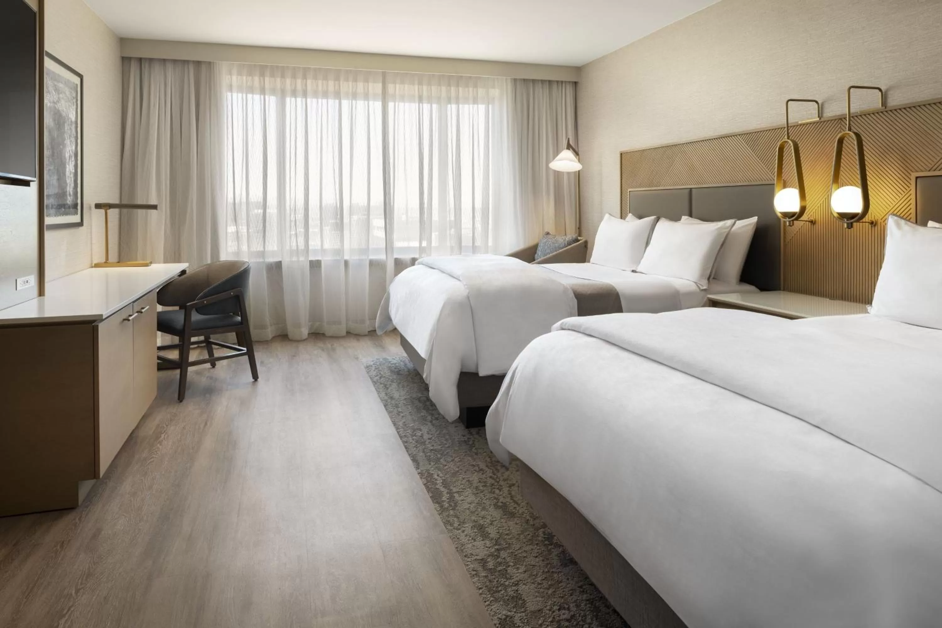 Bedroom, Bed in The Westin Denver Downtown