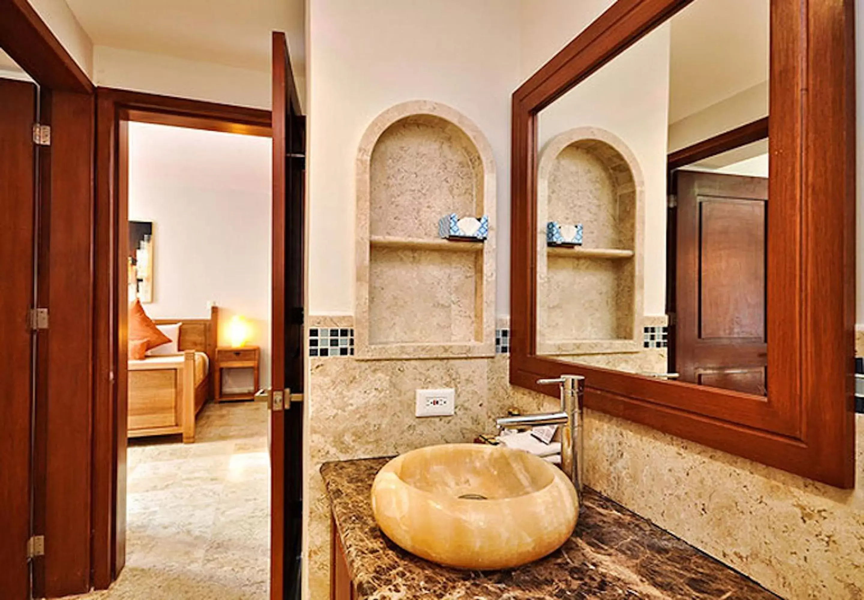 Bathroom in Acanto Hotel Playa del Carmen, Trademark Collection by Wyndham