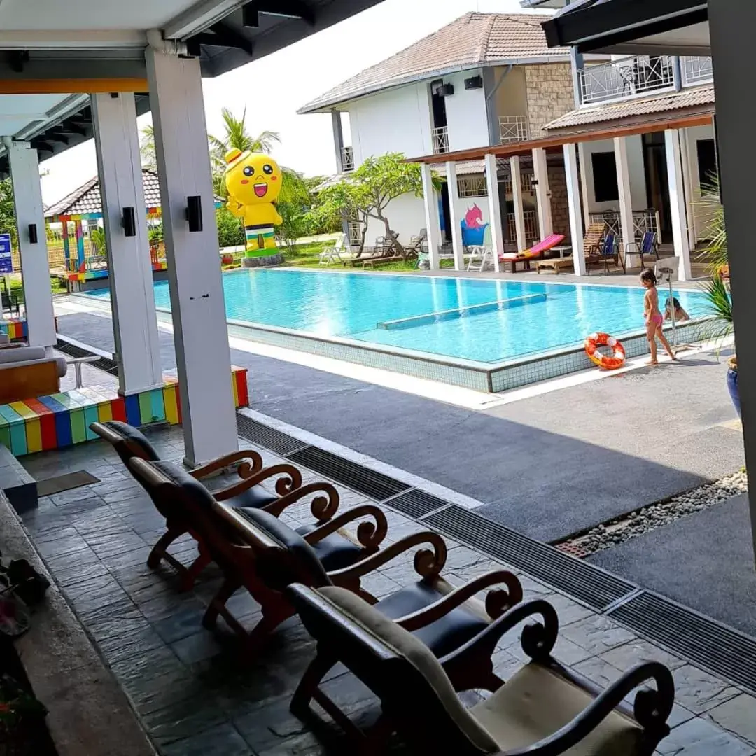 Swimming Pool in Alia Residence Business Resort