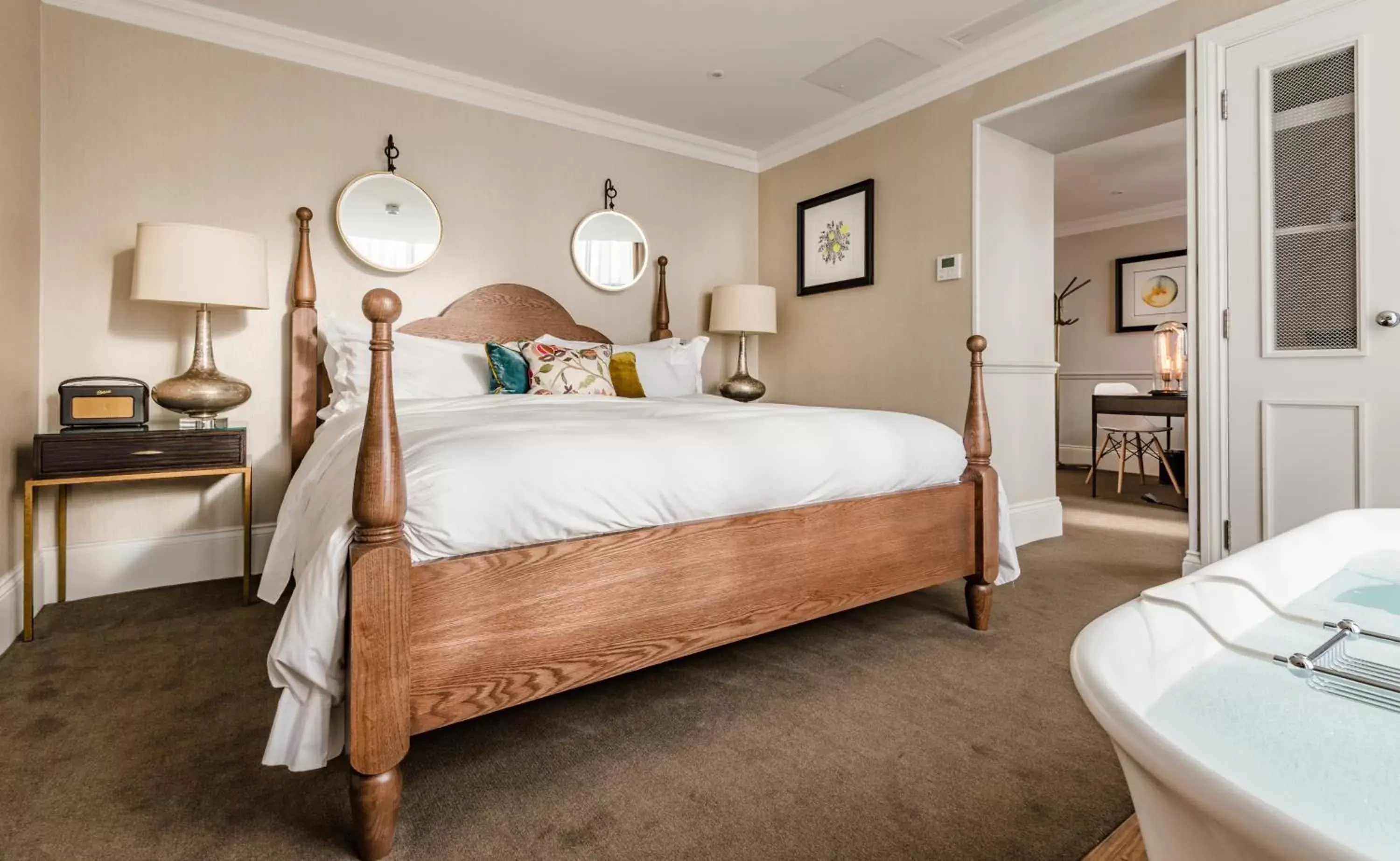 Bedroom, Bed in King Street Townhouse