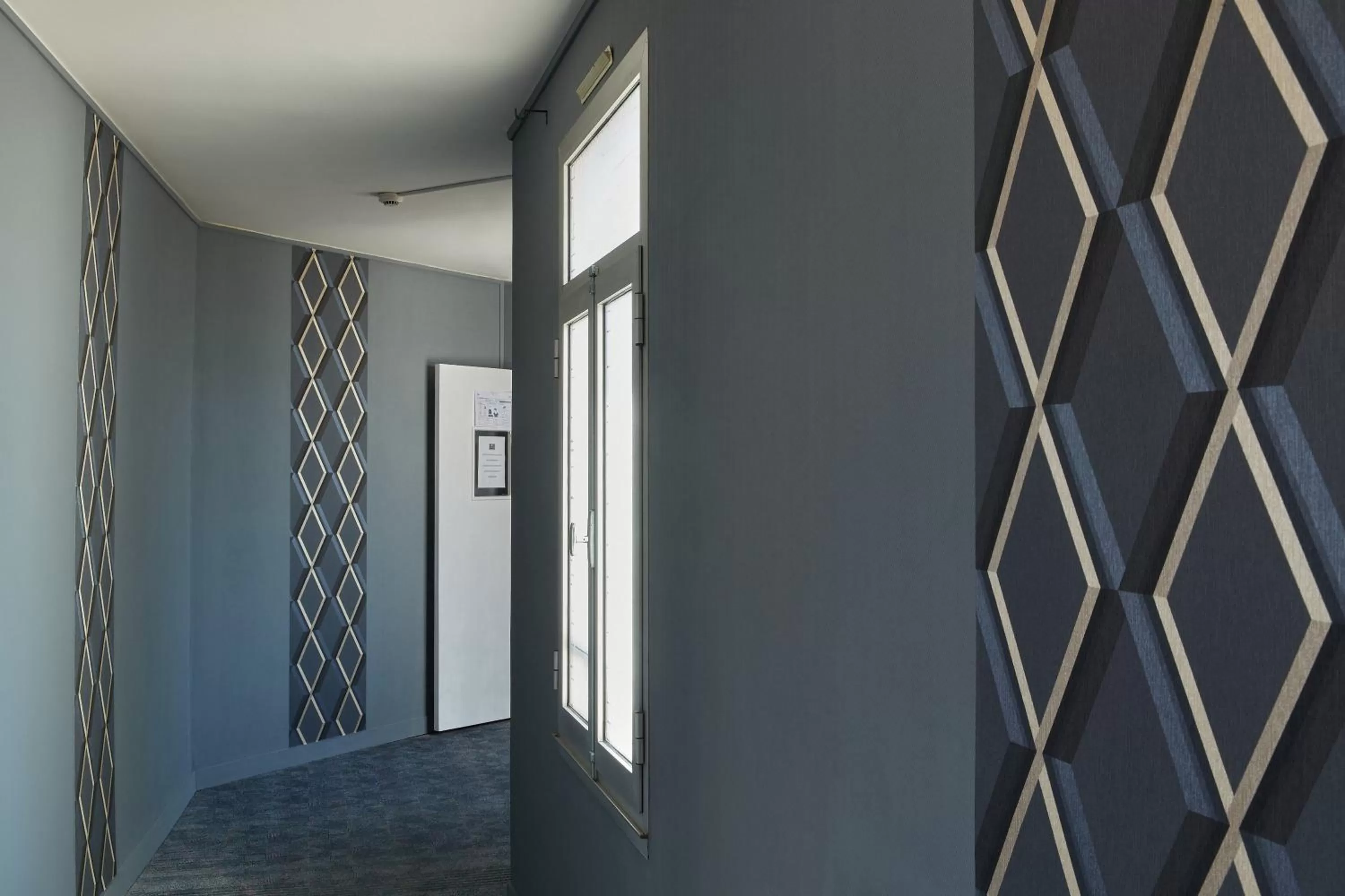 Decorative detail in Ashley Hôtel Le Mans Centre Gare