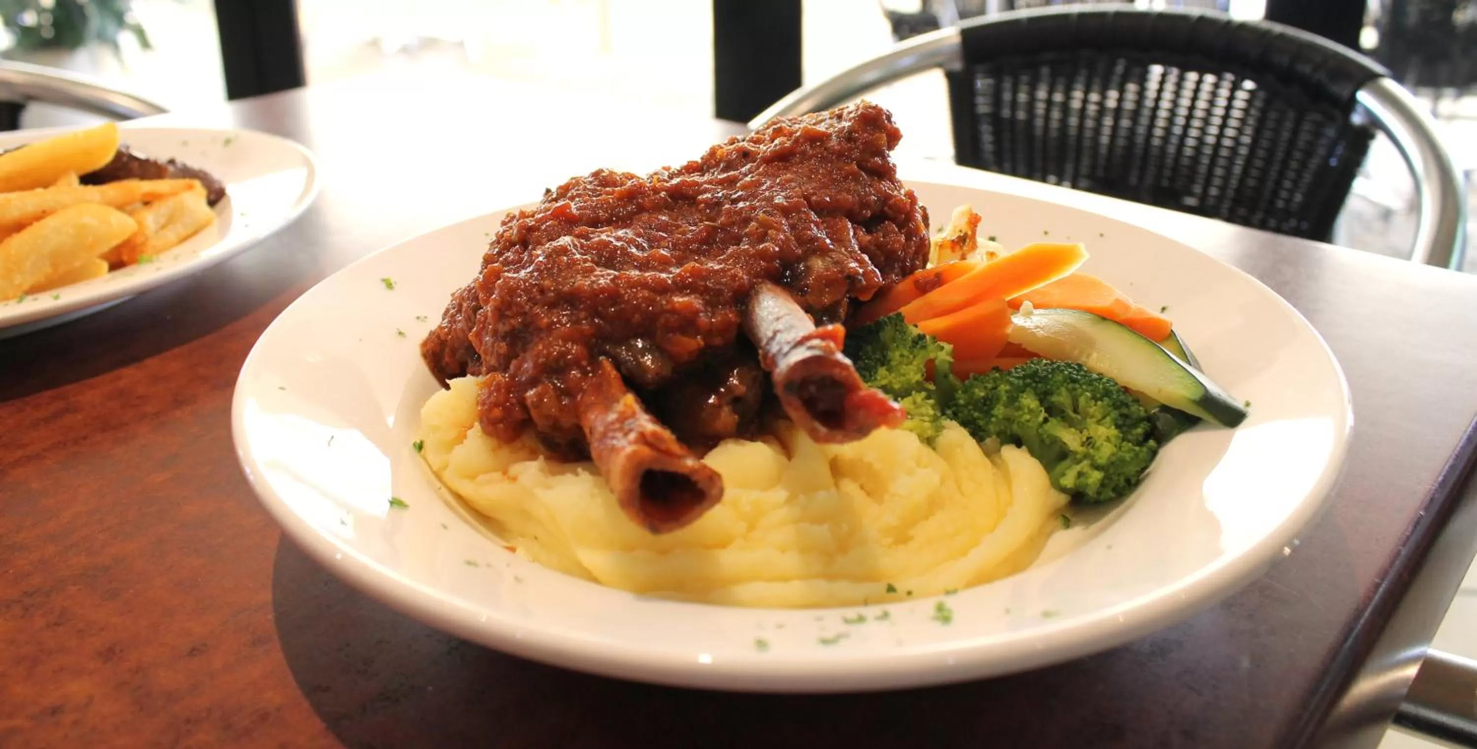 Restaurant/places to eat in Rocky Glen Hotel Motel Gladstone