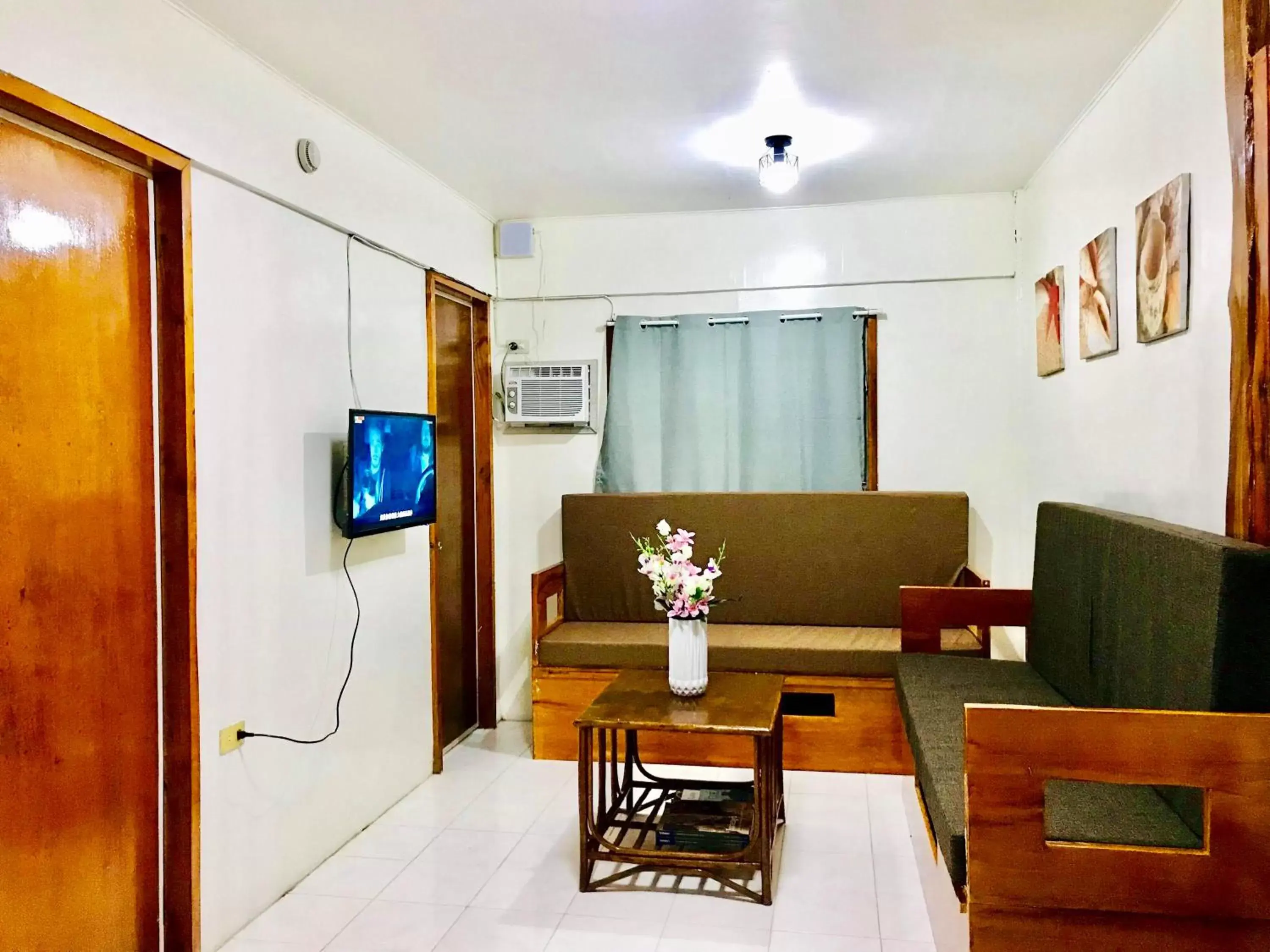 Living room, Seating Area in Lanzones Cabana