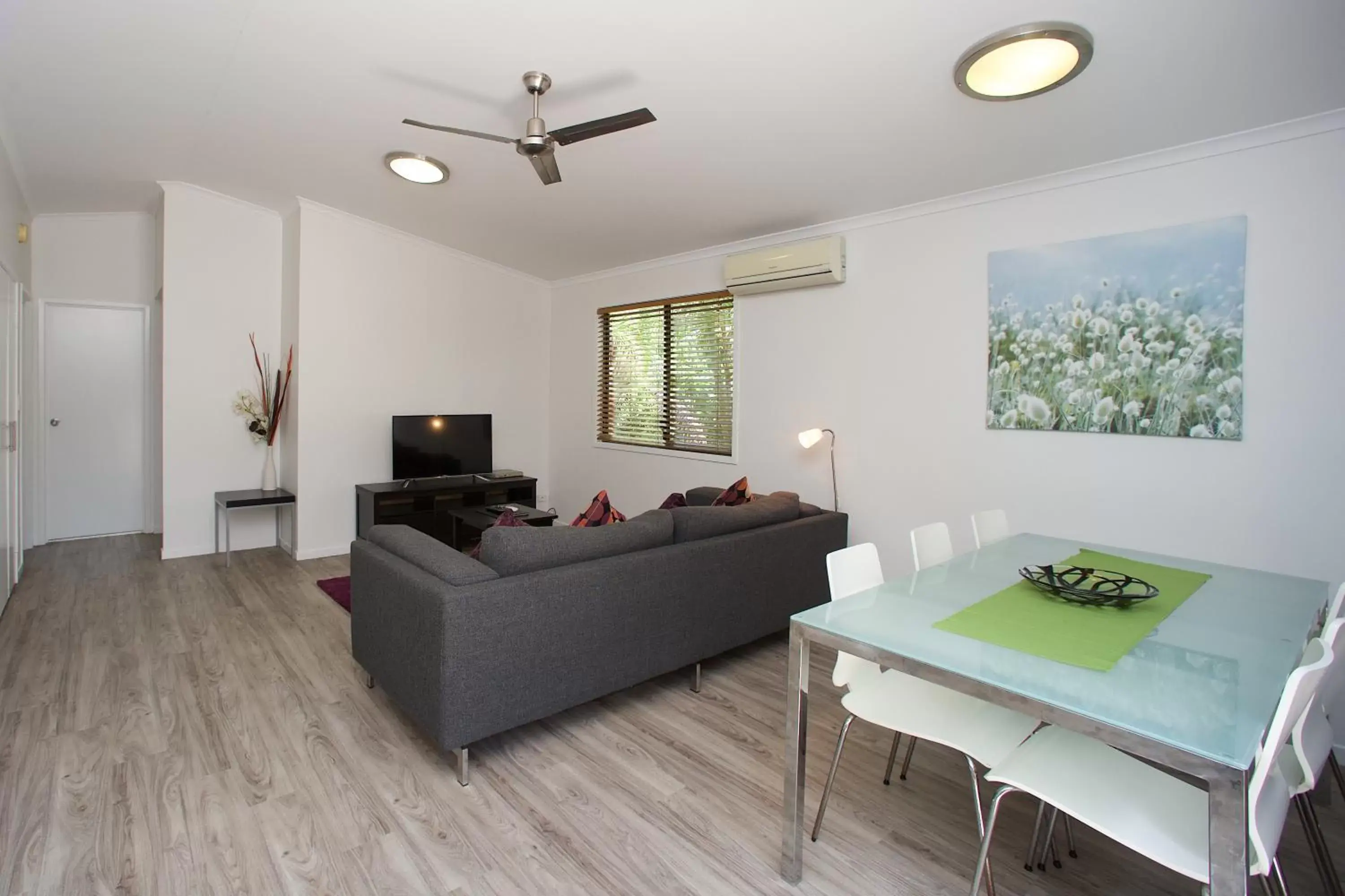 Dining area, Seating Area in Ingenia Holidays Taigum (Formerly Colonial Village)