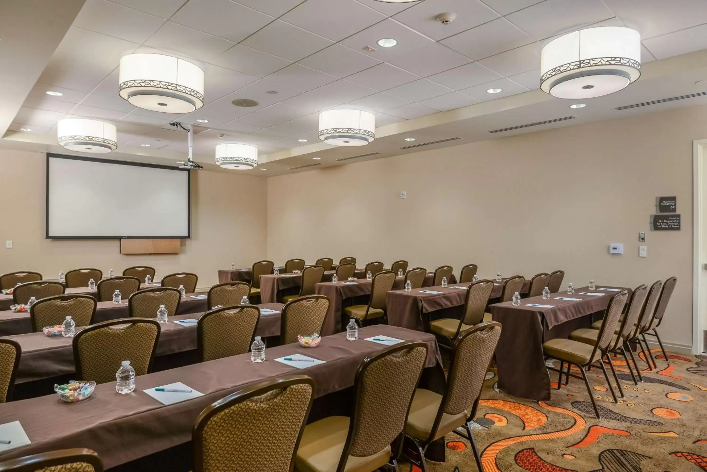 Meeting/conference room in Homewood Suites by Hilton Anaheim Conv Ctr/Disneyland Main