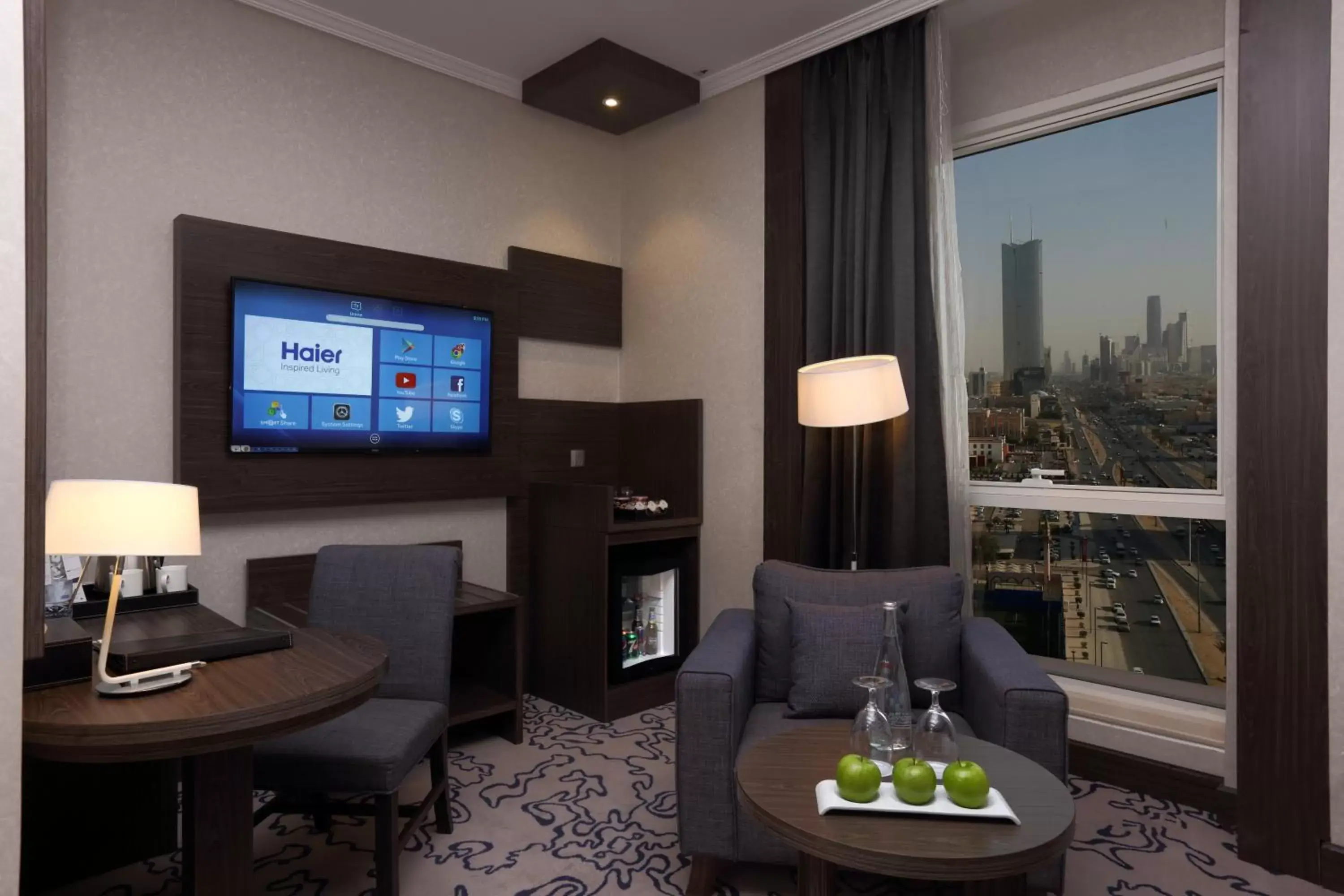 City view, TV/Entertainment Center in Swiss International Royal Hotel Riyadh